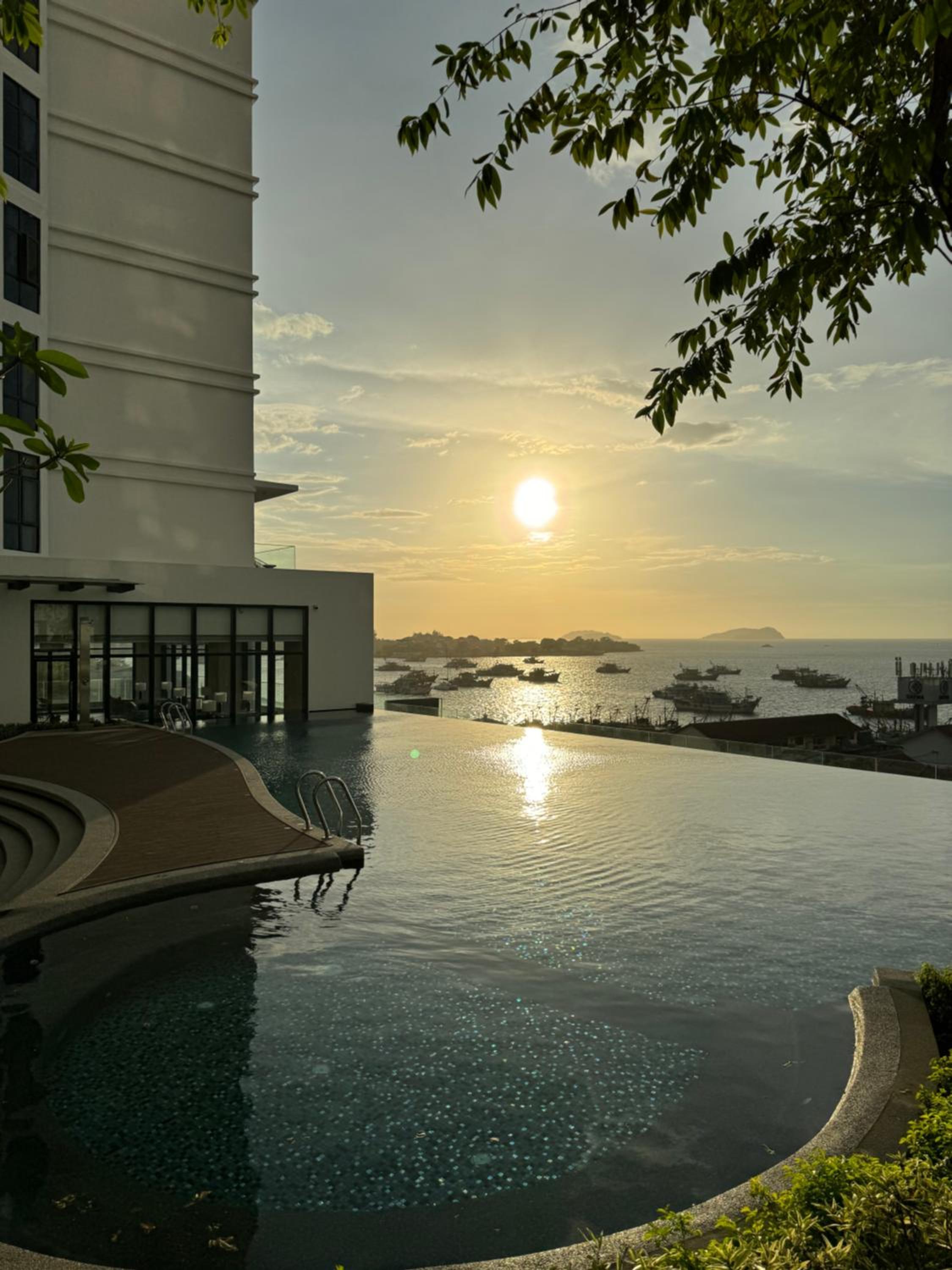 The Shore Kota Kinabalu City Centre Sea View by Summerset Heavenz