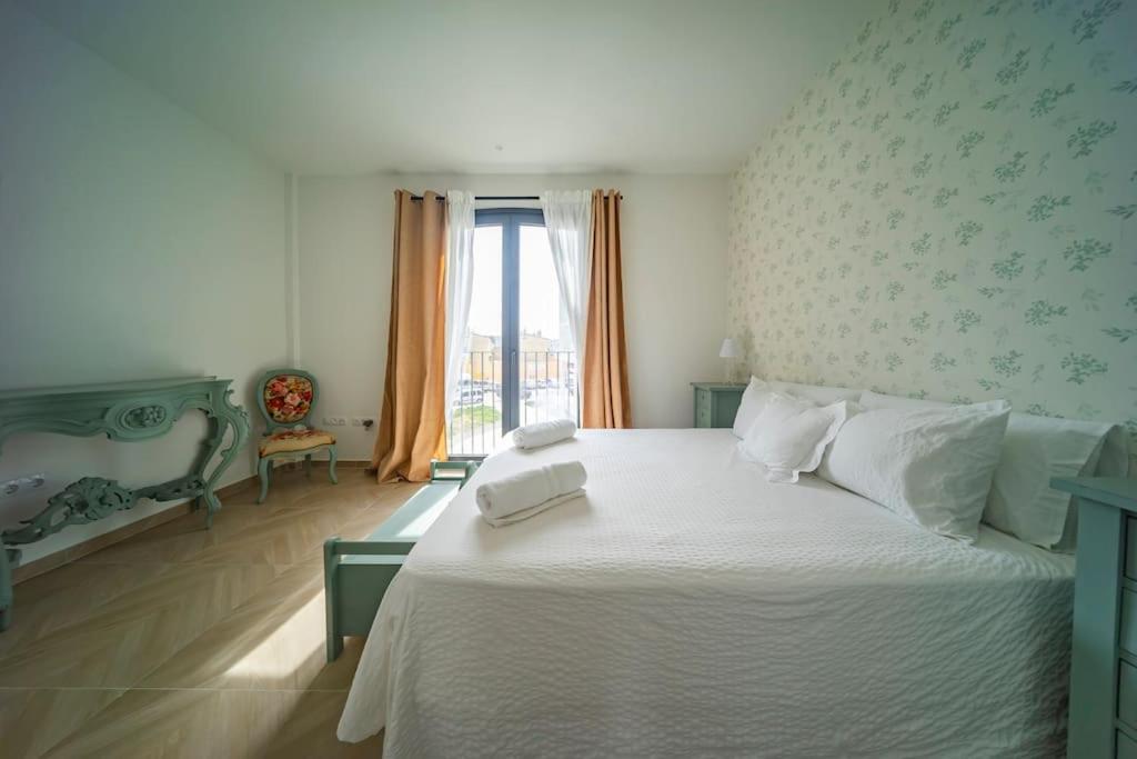 New Eco-Townhouse with Wifi Parking and Jacuzzi
