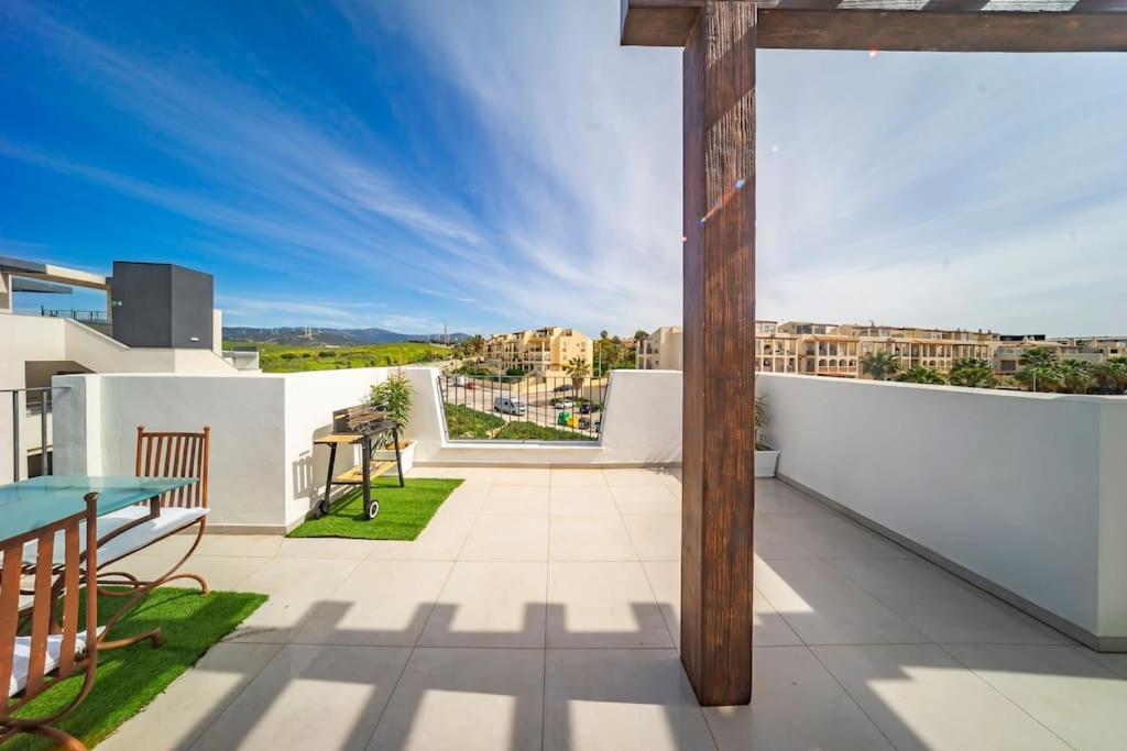 New Eco-Townhouse with Wifi Parking and Jacuzzi