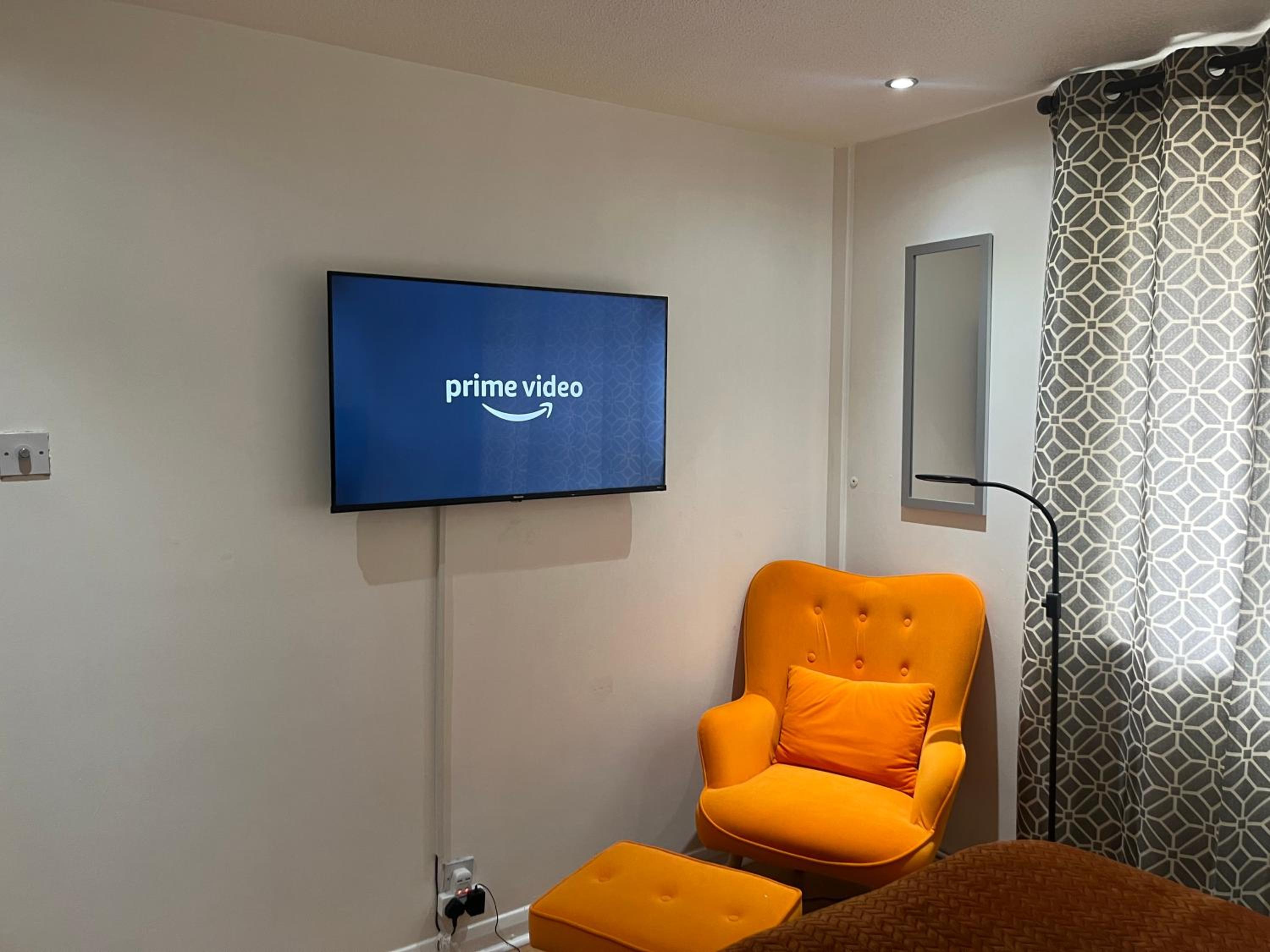 Charming 2-Bedroom in MANCHESTER