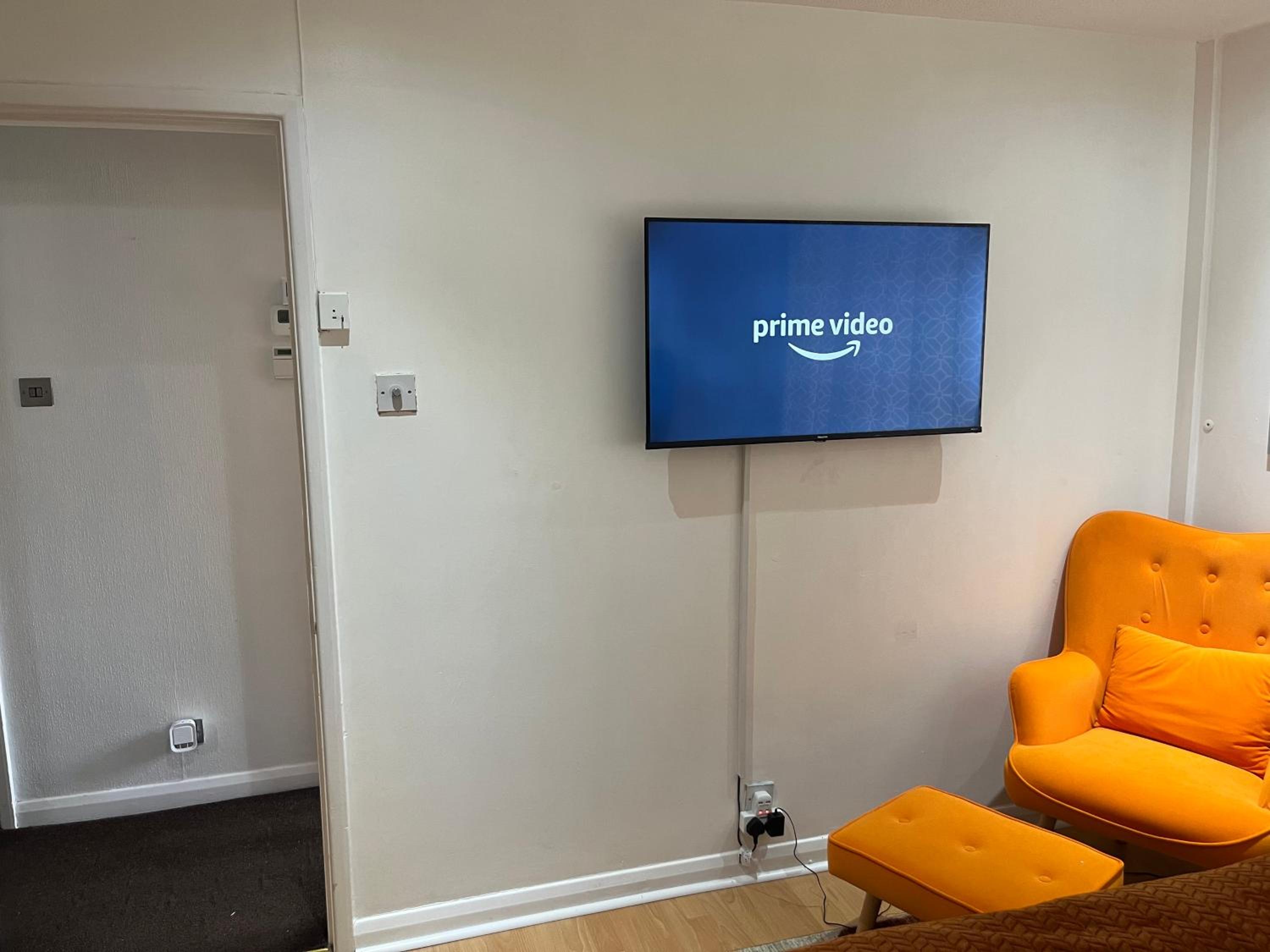 Charming 2-Bedroom in MANCHESTER