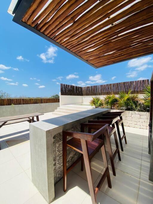 Penthouse PH1