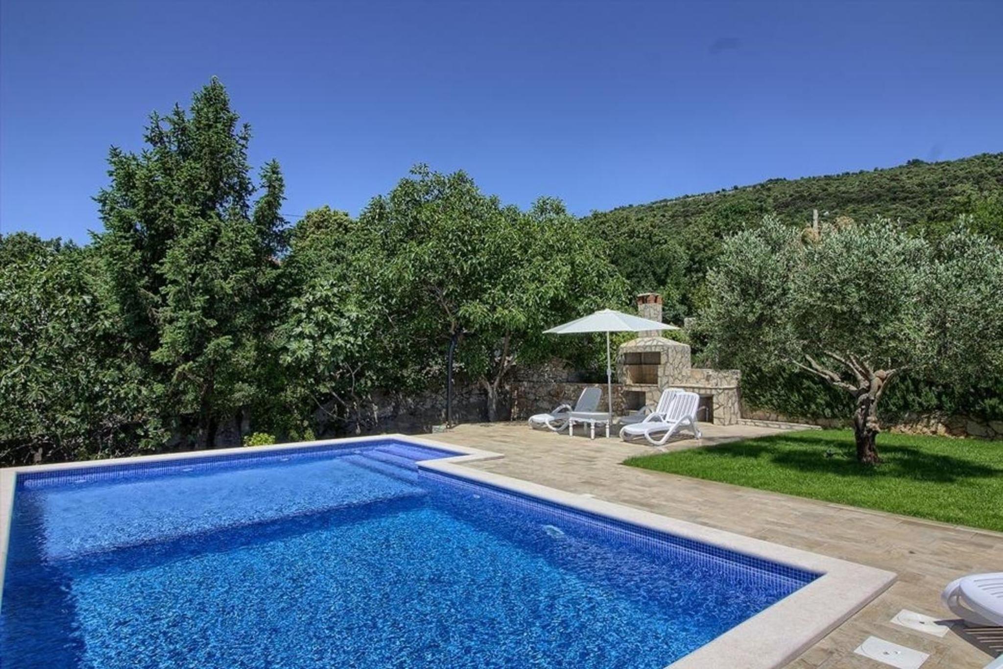 Ferienhaus mit Privatpool für 10 Personen ca 150 qm in Brovinje, Istrien Bucht von Raša