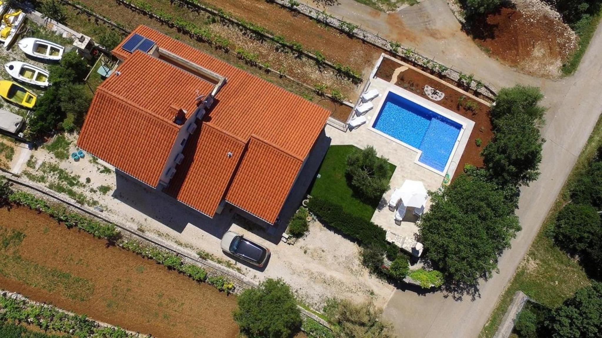 Ferienhaus mit Privatpool für 10 Personen ca 150 qm in Brovinje, Istrien Bucht von Raša
