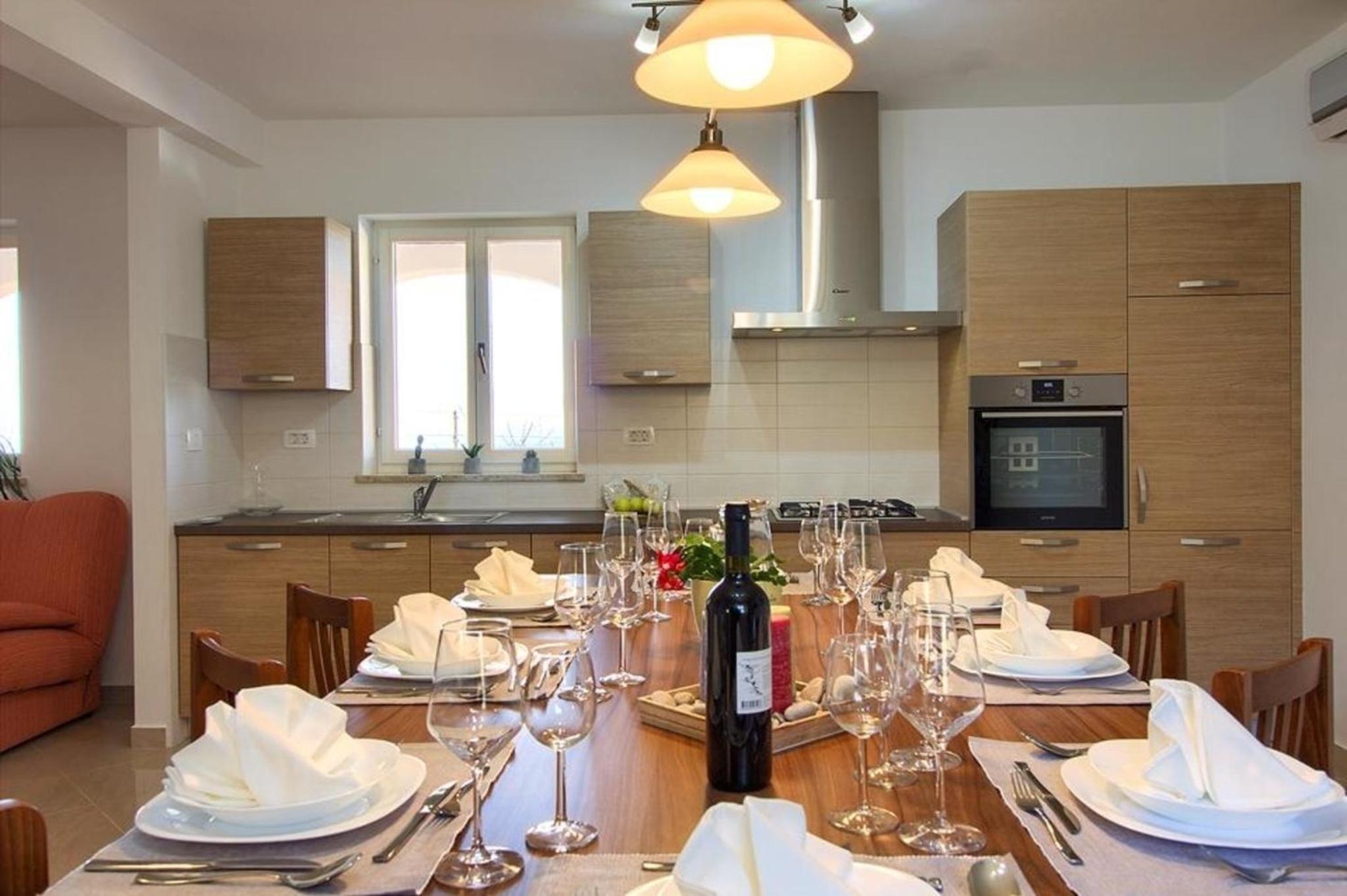 Ferienhaus mit Privatpool für 10 Personen ca 150 qm in Brovinje, Istrien Bucht von Raša