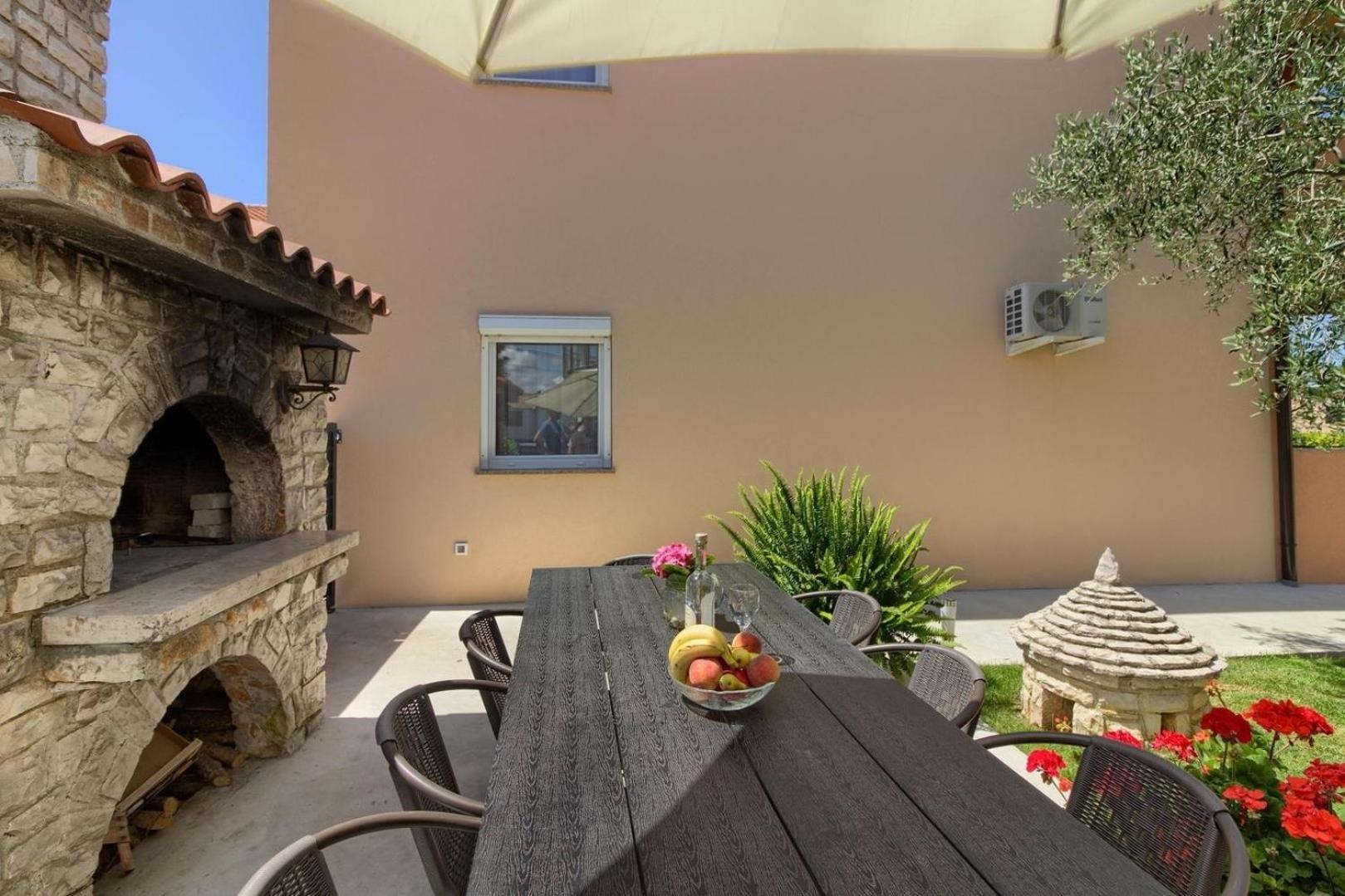 Ferienhaus mit Privatpool für 13 Personen ca 192 qm in Peroj, Istrien Istrische Riviera view 5