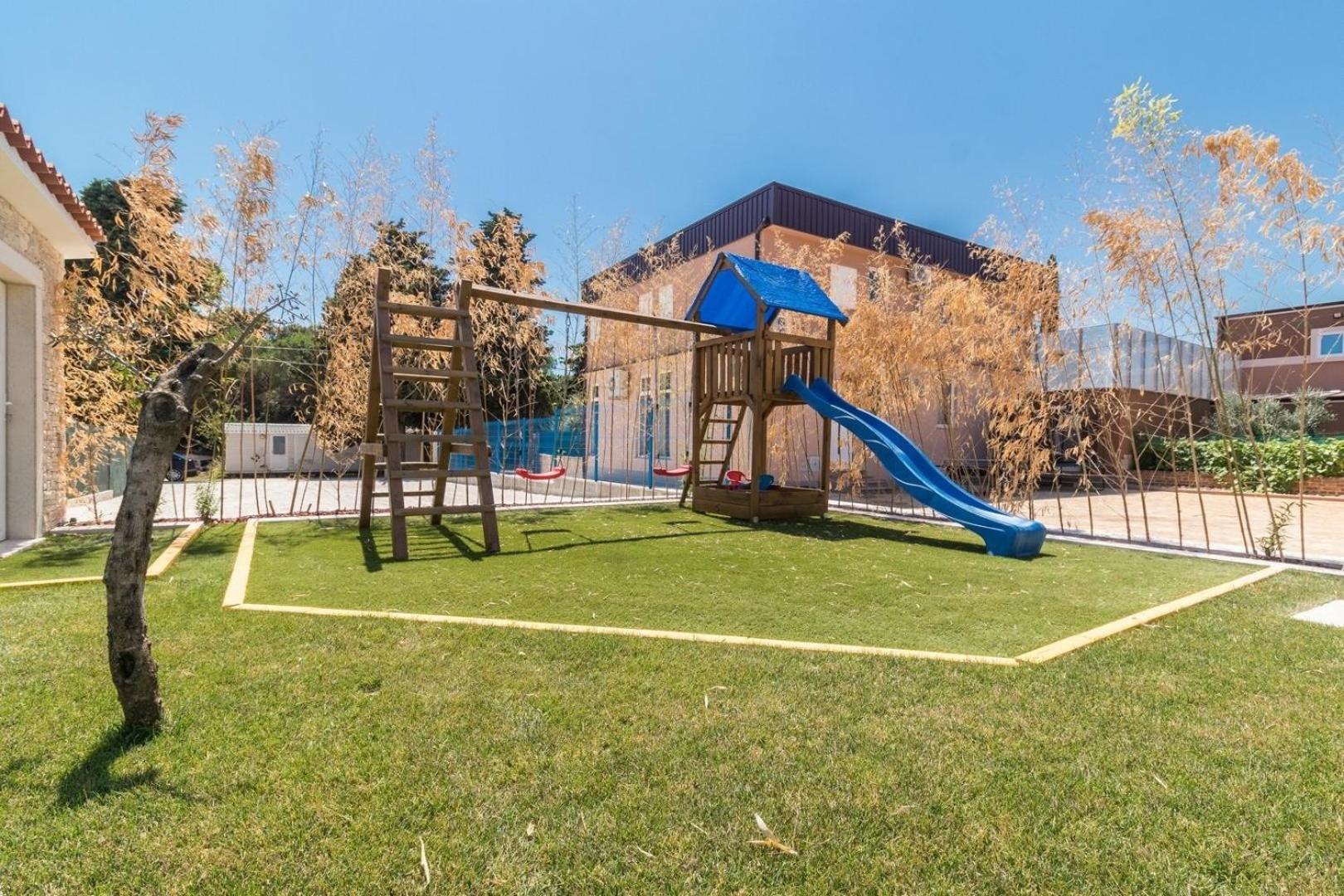 Ferienhaus mit Privatpool für 18 Personen ca 400 qm in Valtura, Istrien Südküste von Istrien view 4