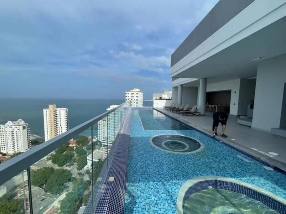 Apartamento con hermosa vista al mar