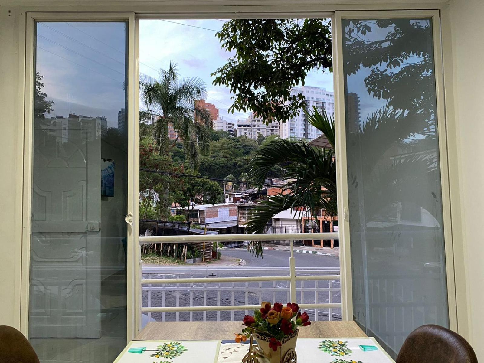 Amplio y moderno apartamento