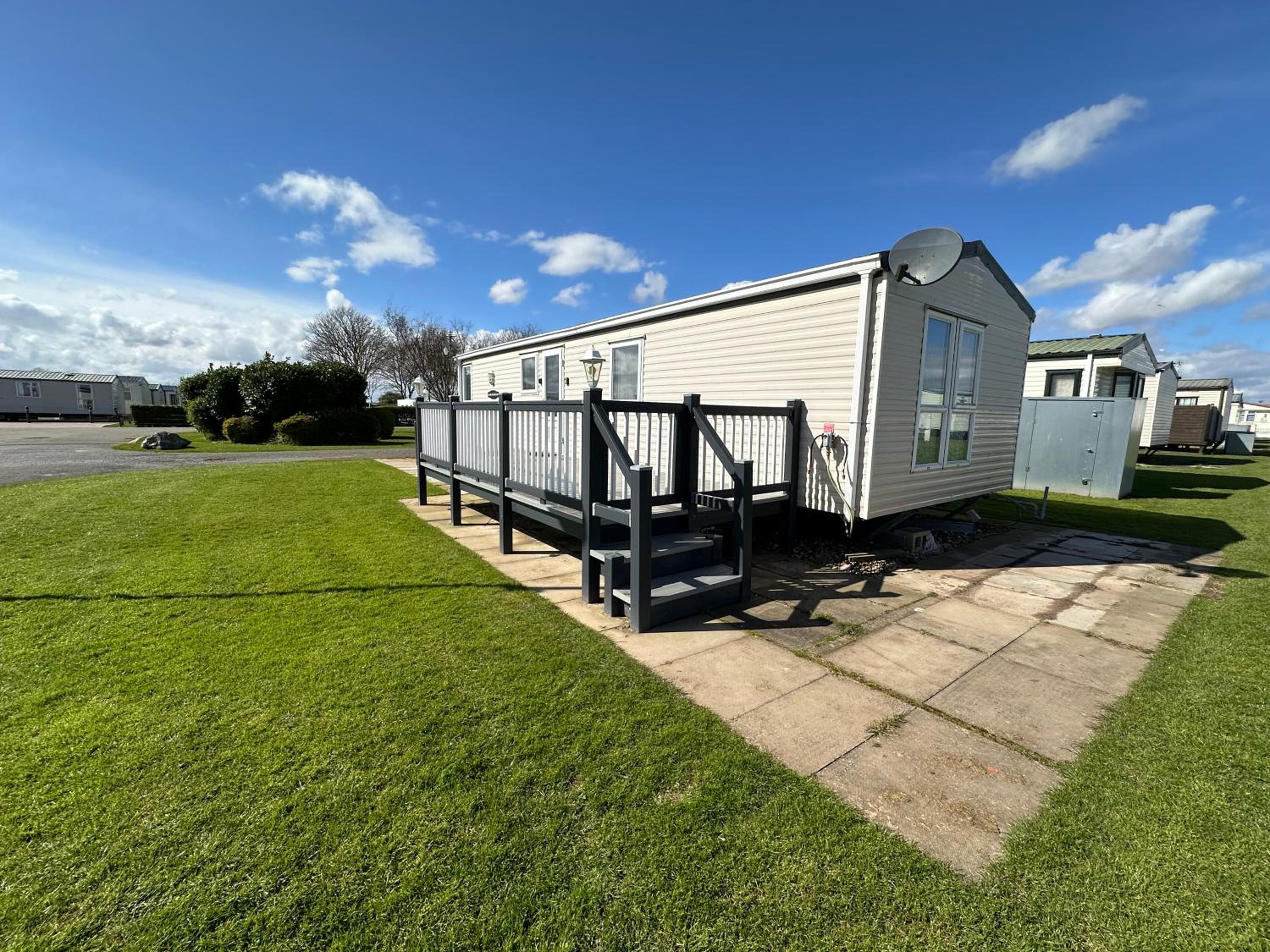 6 berth Waterside Ingoldmells D1 SANTANAVAN 5 view 5