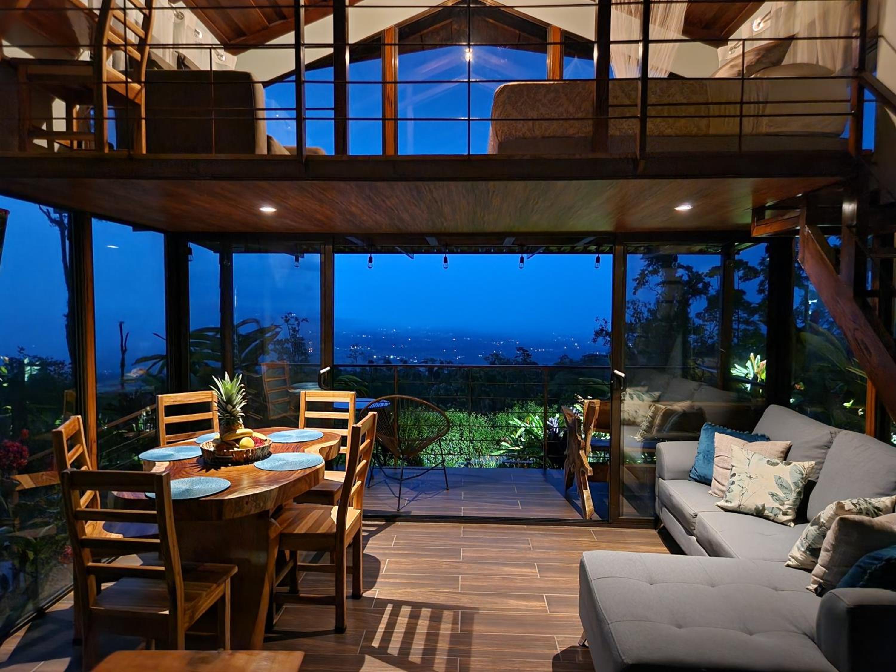Cabañas Caeli, La Perezosa, La Fortuna Rainforest Glass Cabin w Amazing Views