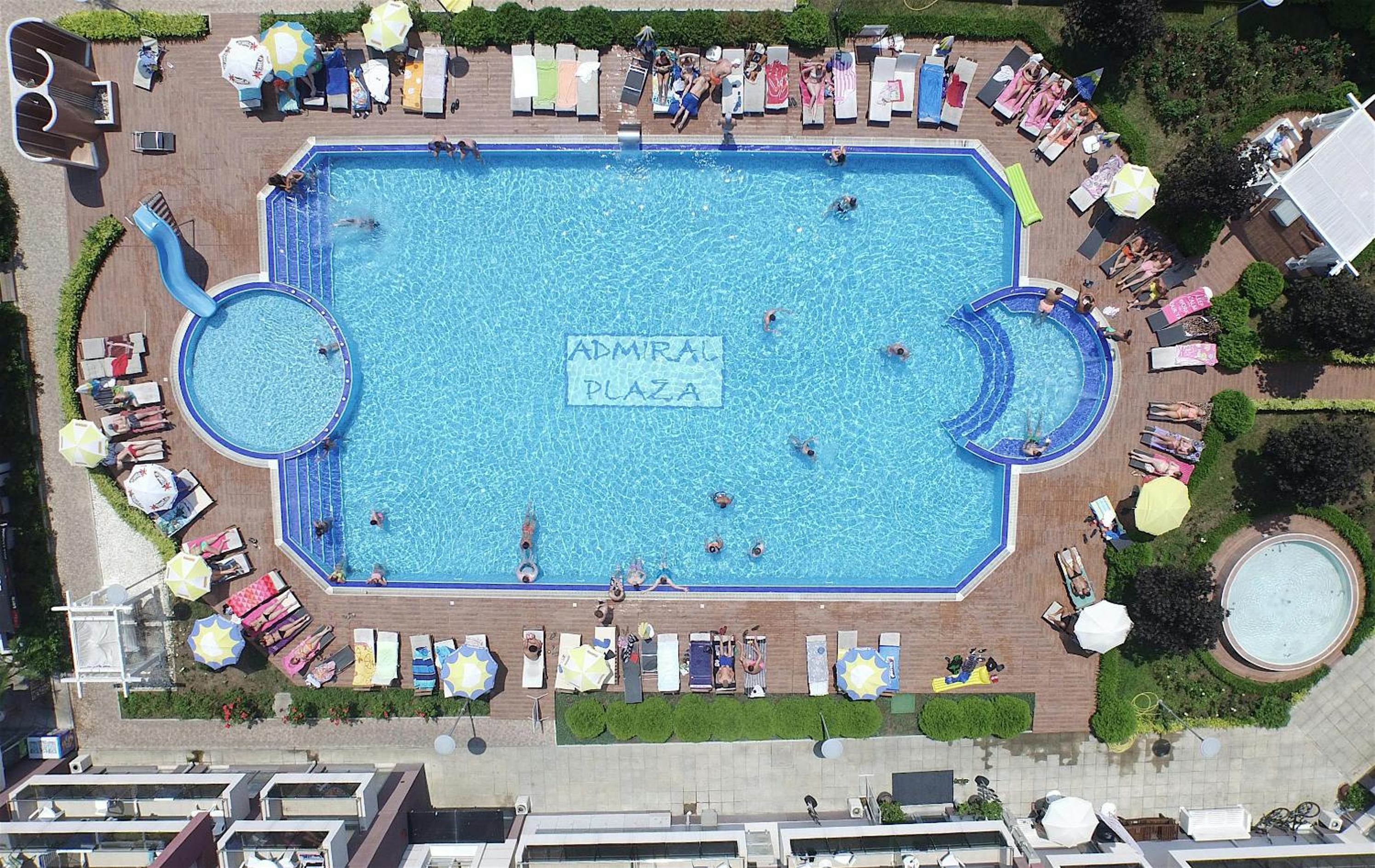 Admiral Plaza C11 - BlueGreen Apart