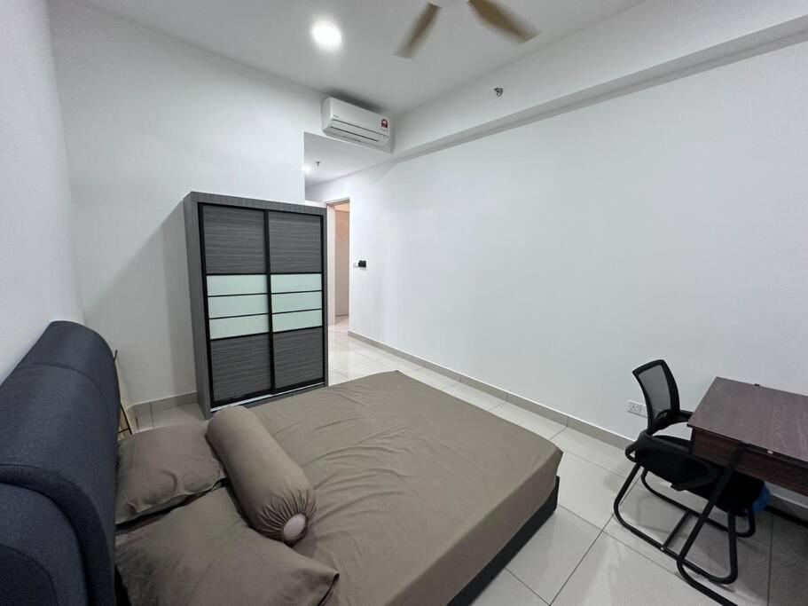 KLCC view luxury family service suites KL
