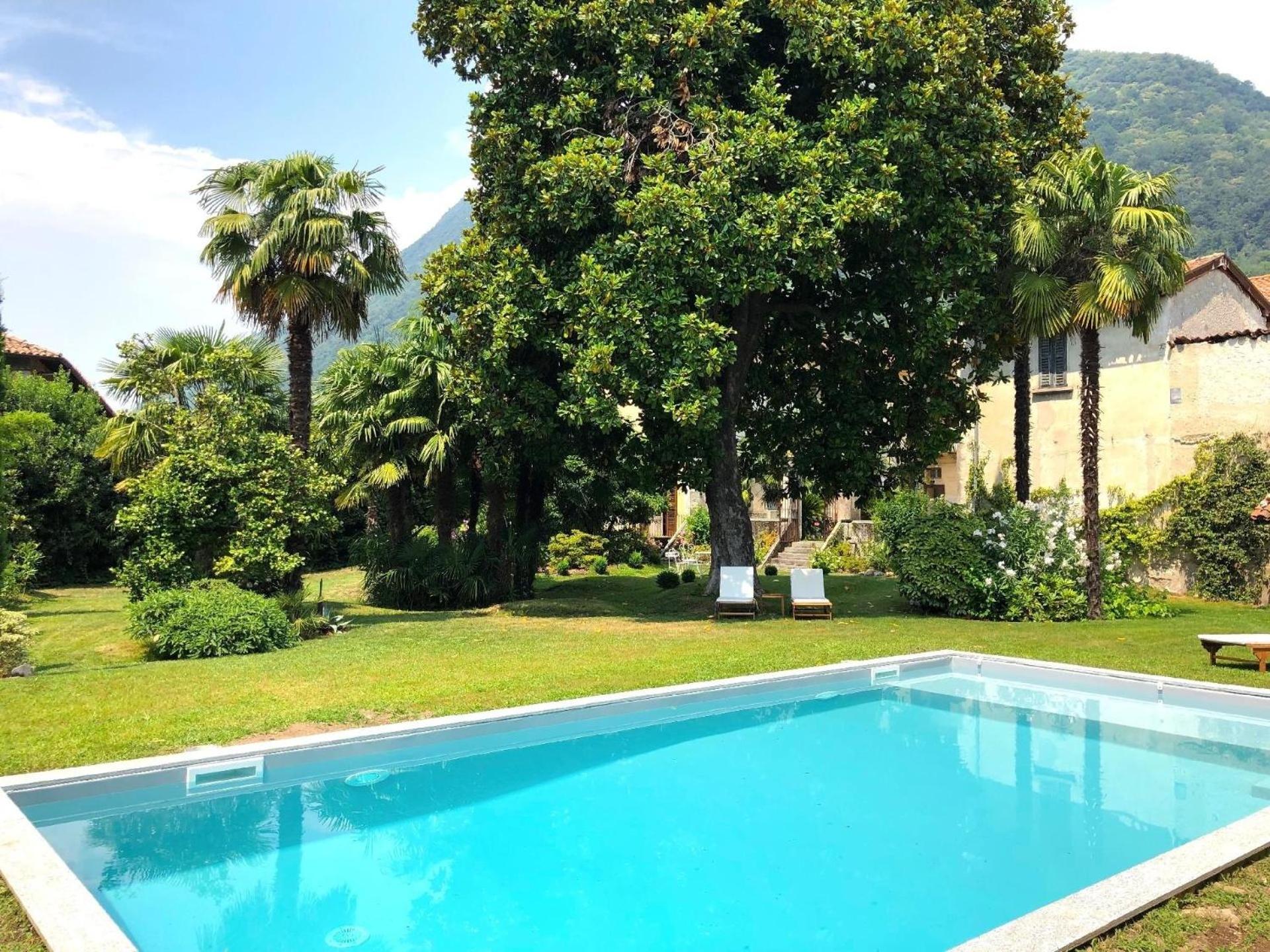 Ferienhaus Für 15 Personen In Cittiglio view 2
