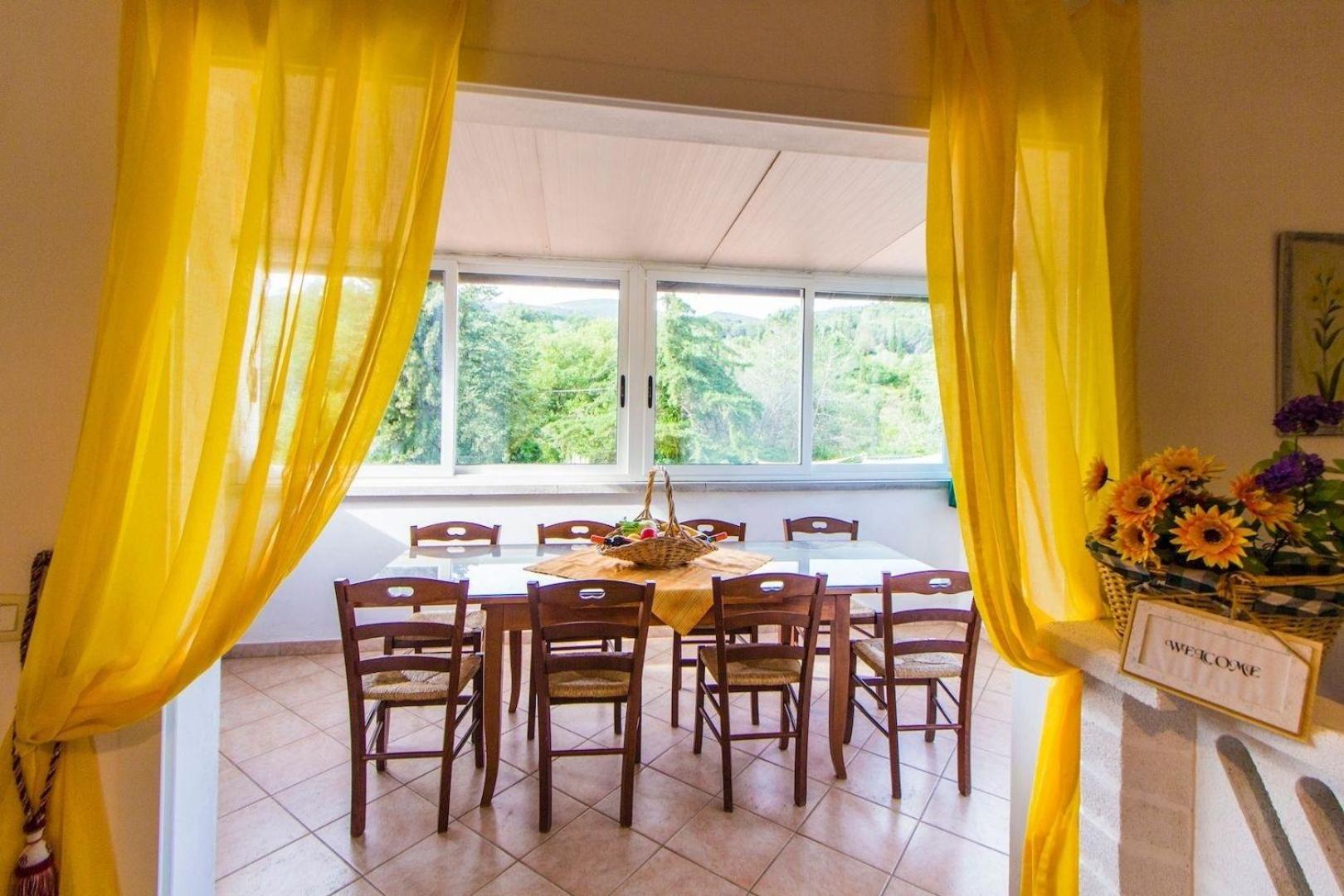 Schönes Ferienhaus in Capiglia Marittimma