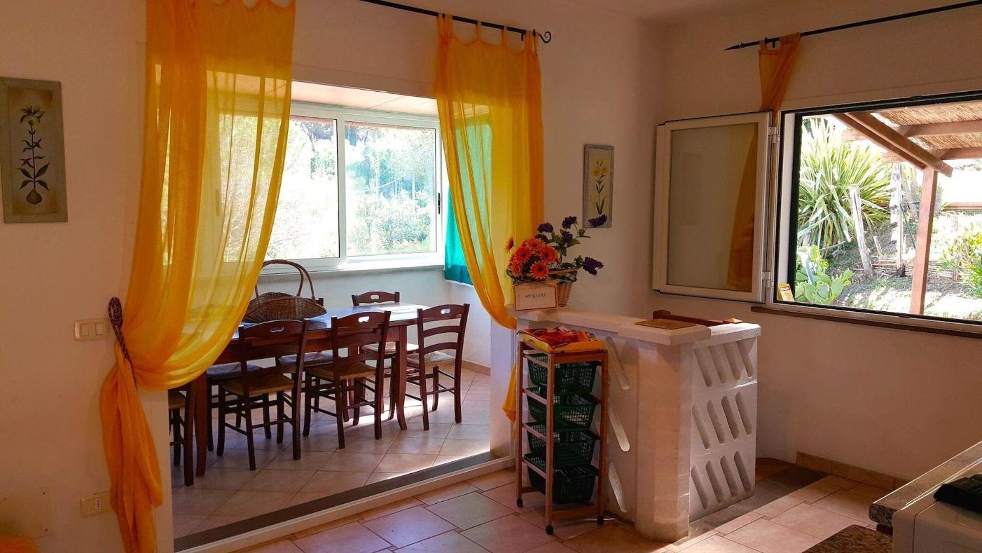 Schönes Ferienhaus in Capiglia Marittimma