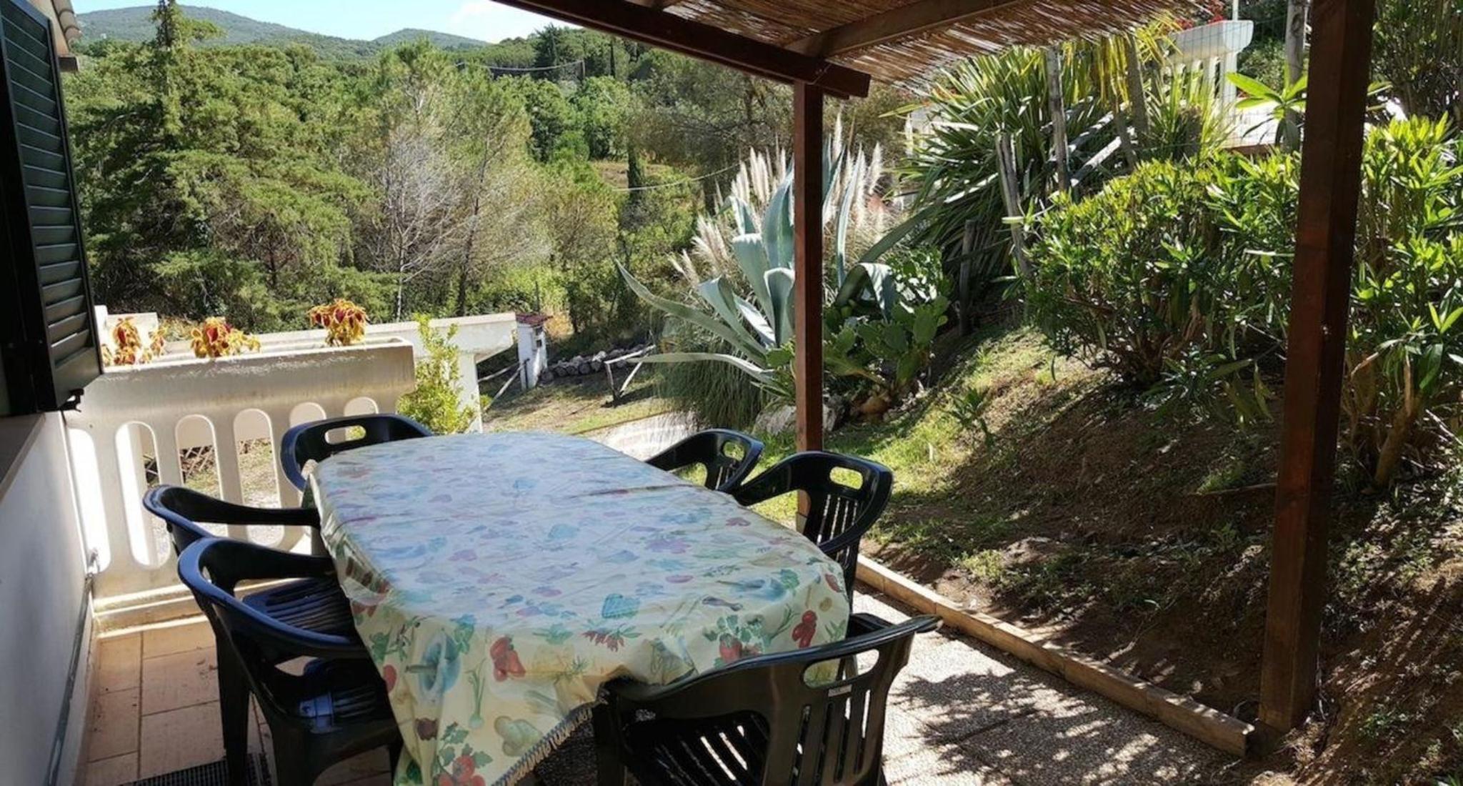 Schönes Ferienhaus in Capiglia Marittimma