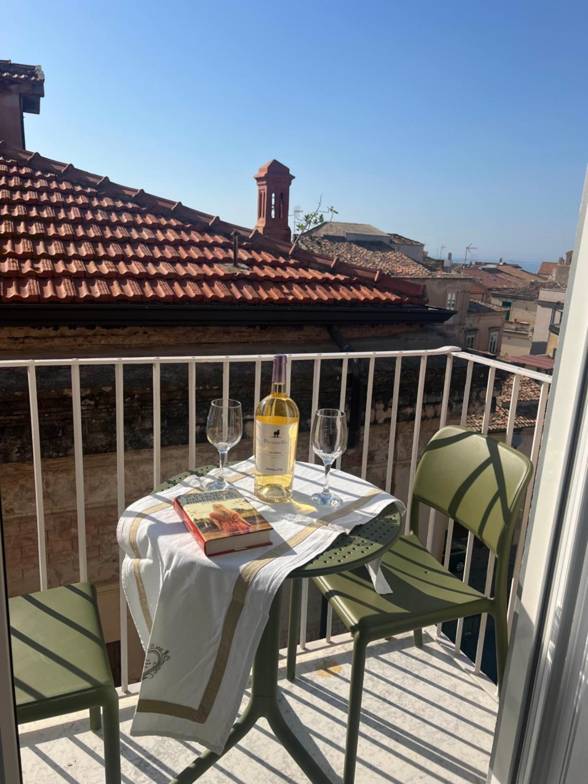 Tra Vicoli e Palazzi Apartment