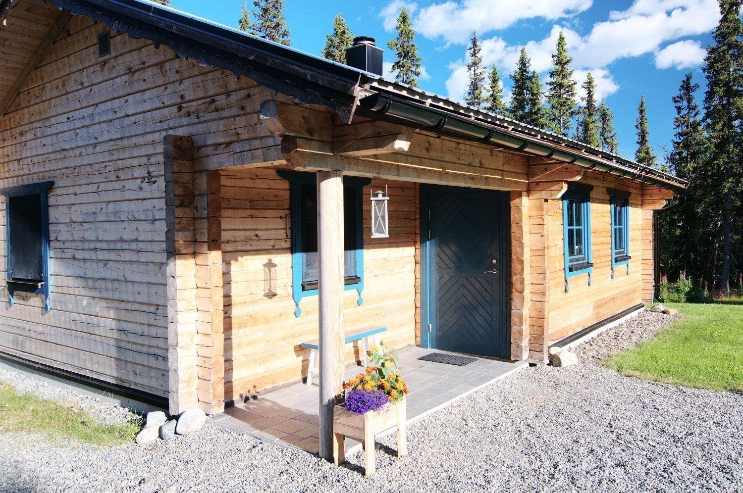 Charmantes modernes Blockhaus mit Kamin