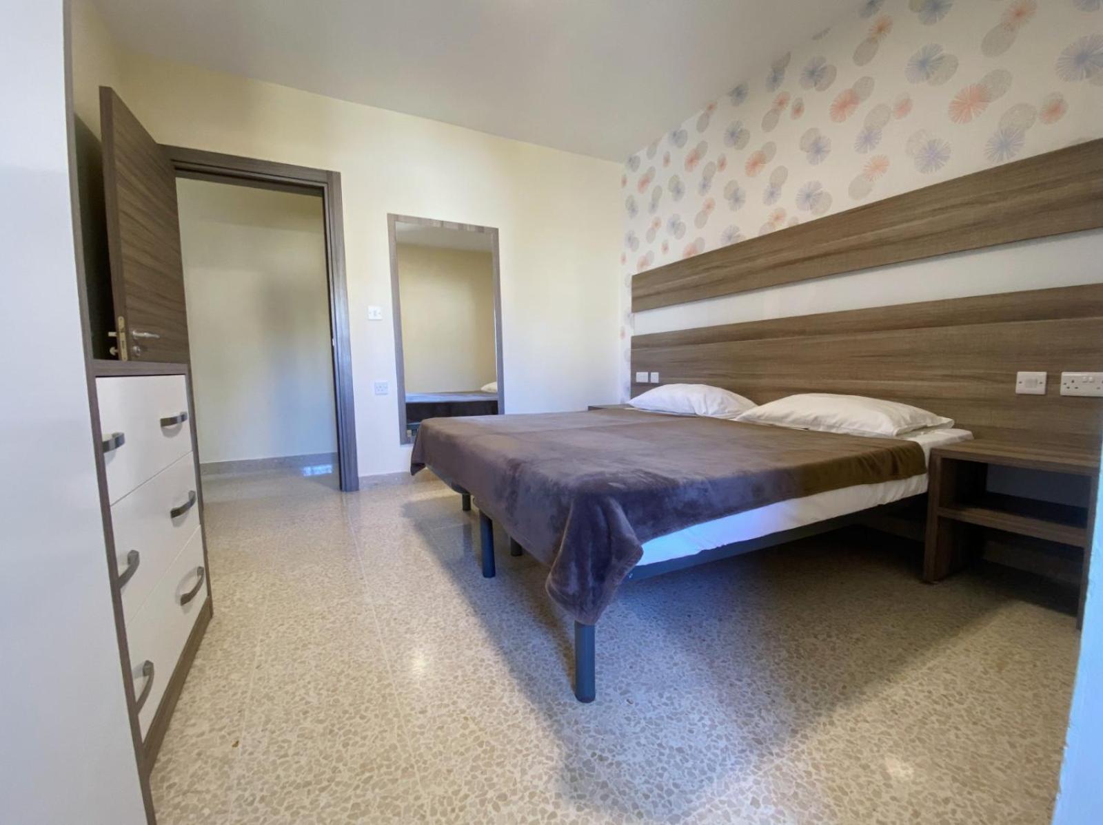 Cast Apartments