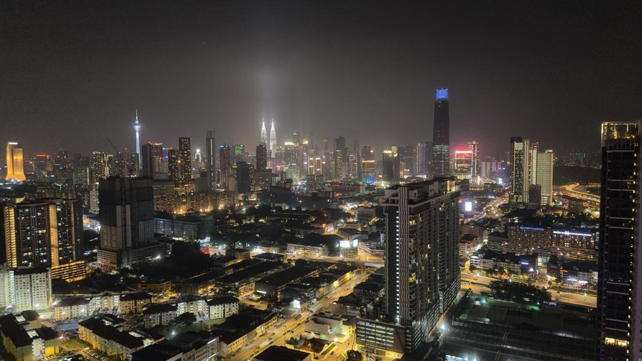 KLCC view luxury family service suites KL