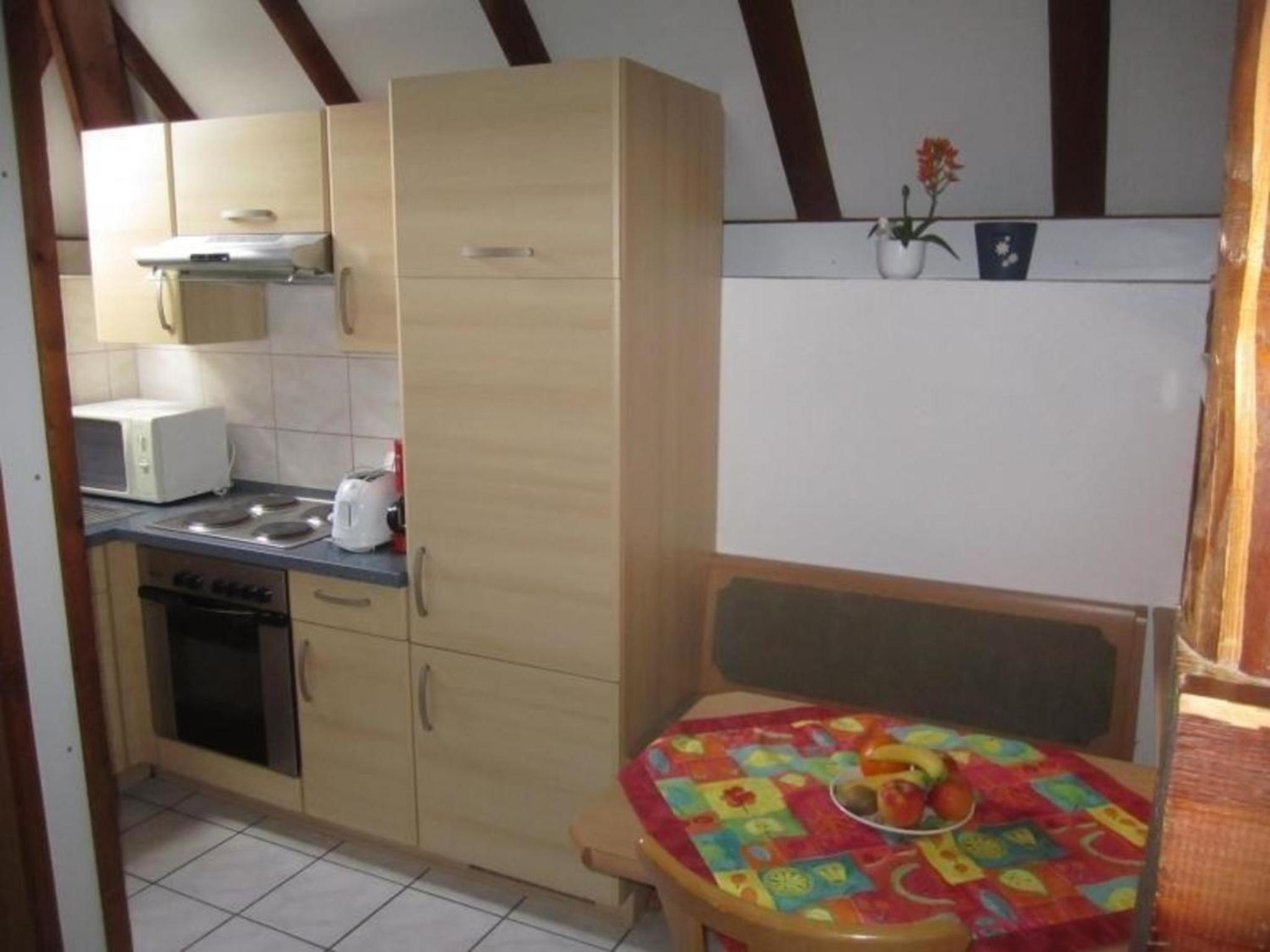 Familienfreundliches Ruhiges Ferienhaus in Feriendorf Silbersee mit Offenem Kamin