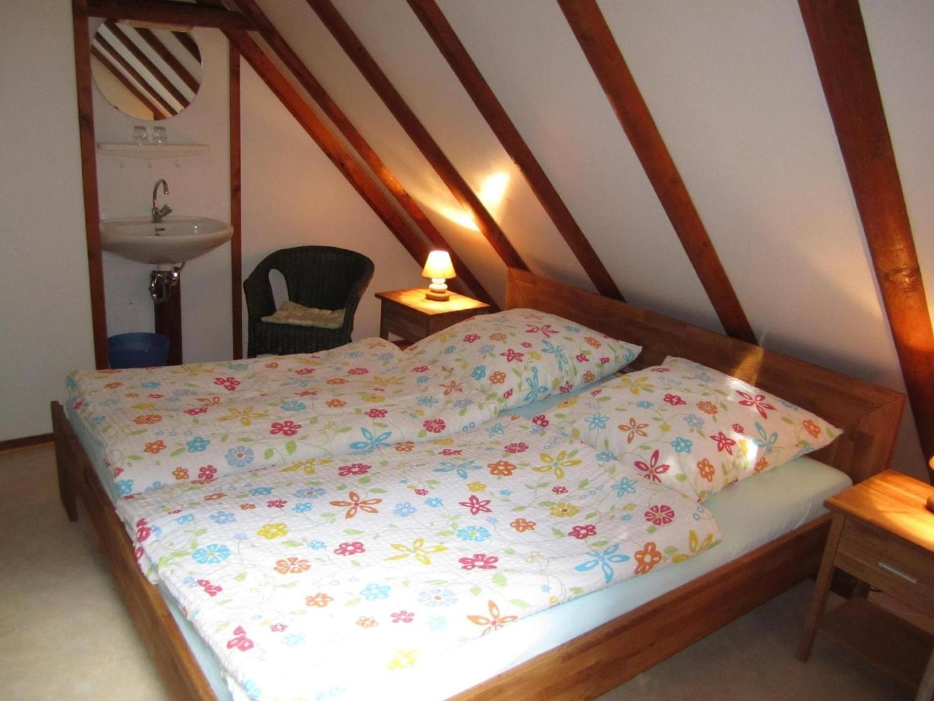 Familienfreundliches Ruhiges Ferienhaus in Feriendorf Silbersee mit Offenem Kamin