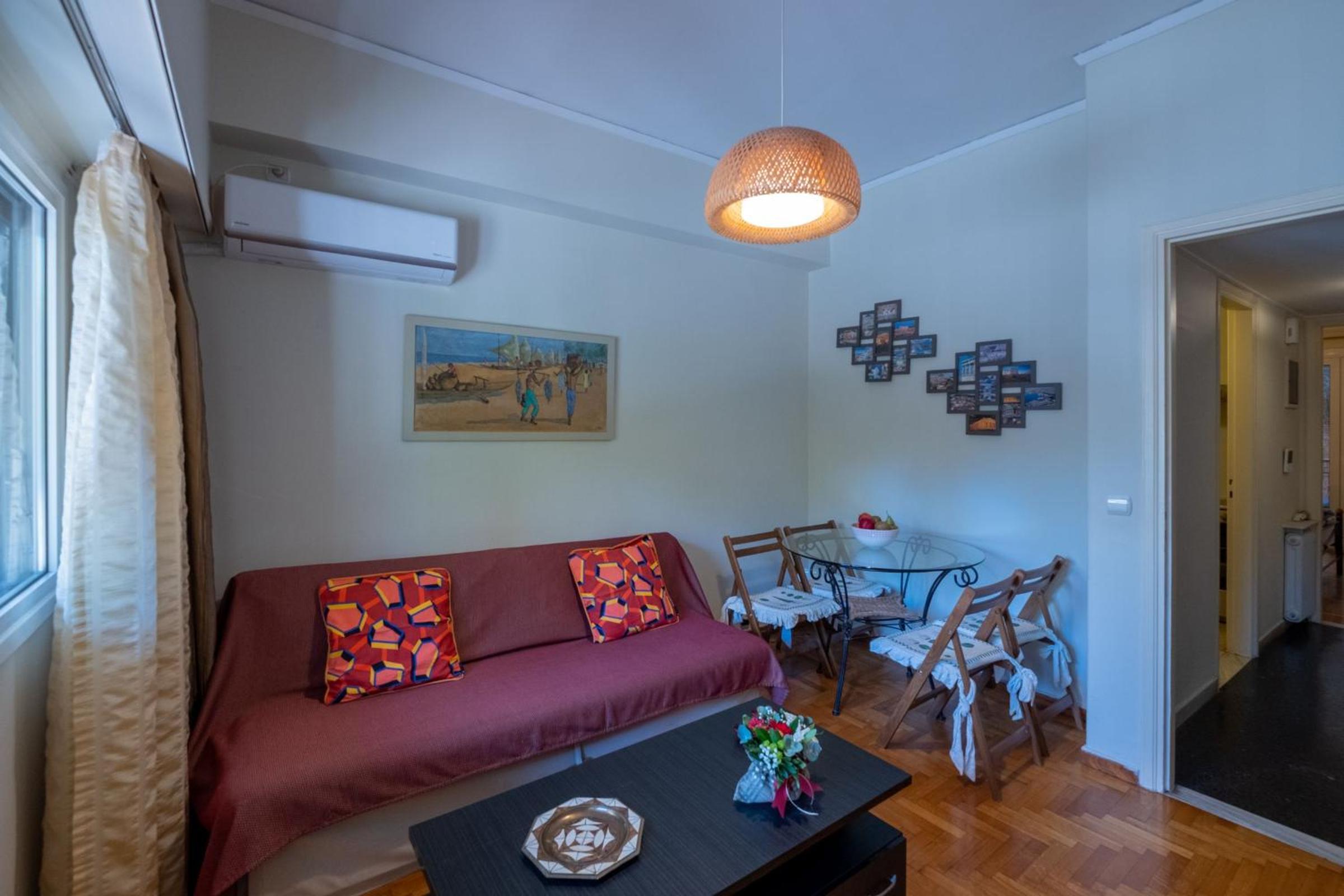 Oro's Stylish Kolonaki Flats Next to Metro & Museums
