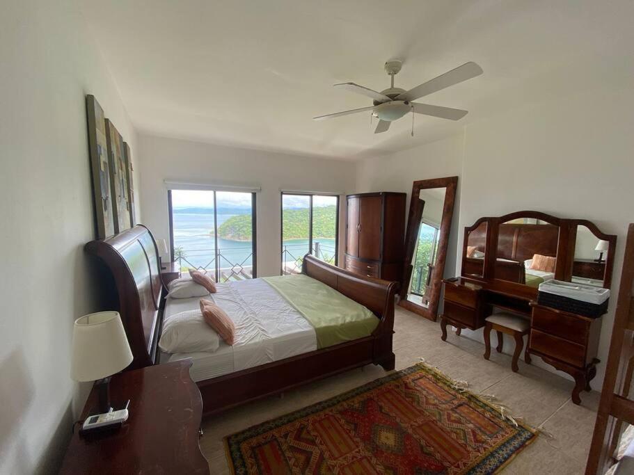 Oceanview Paradise Home