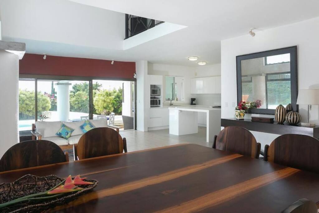 Oceanview Paradise Home