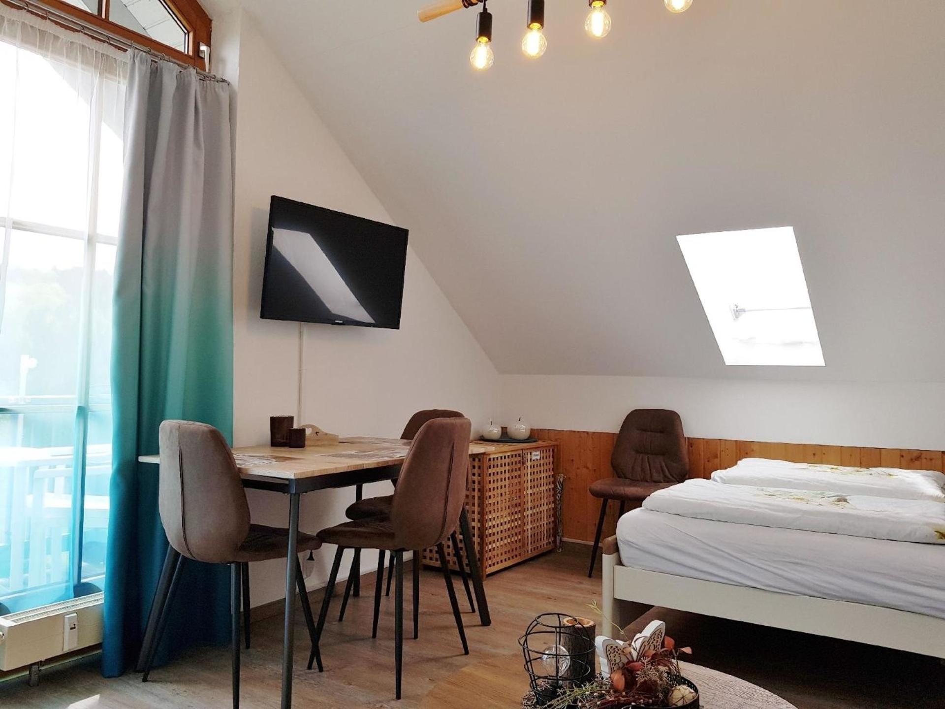 Charmante Wohnung In Langfurth Mit Kleinem Balkon