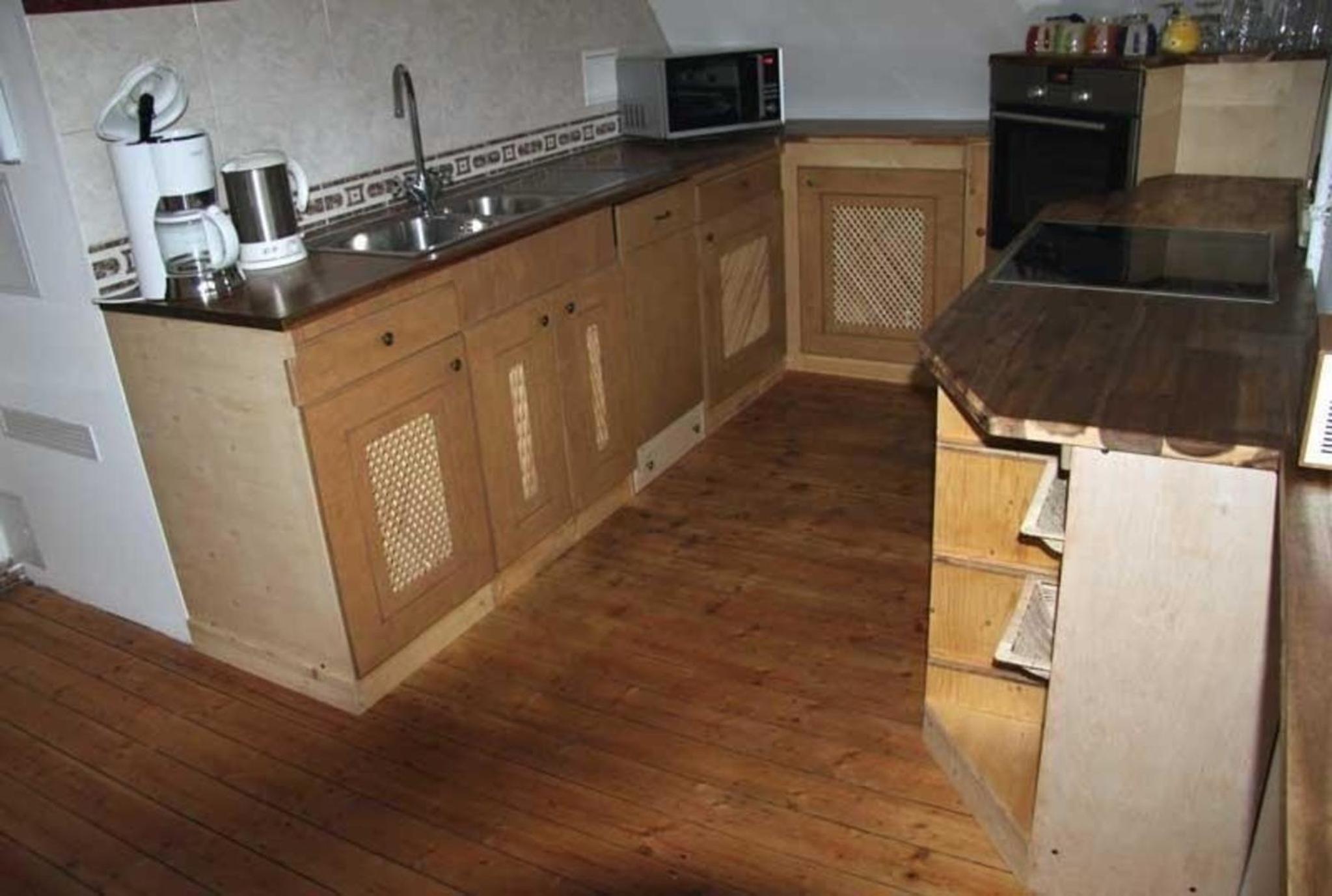 Schöne Ferienwohnung in Ebersdorf mit Grill und Garten