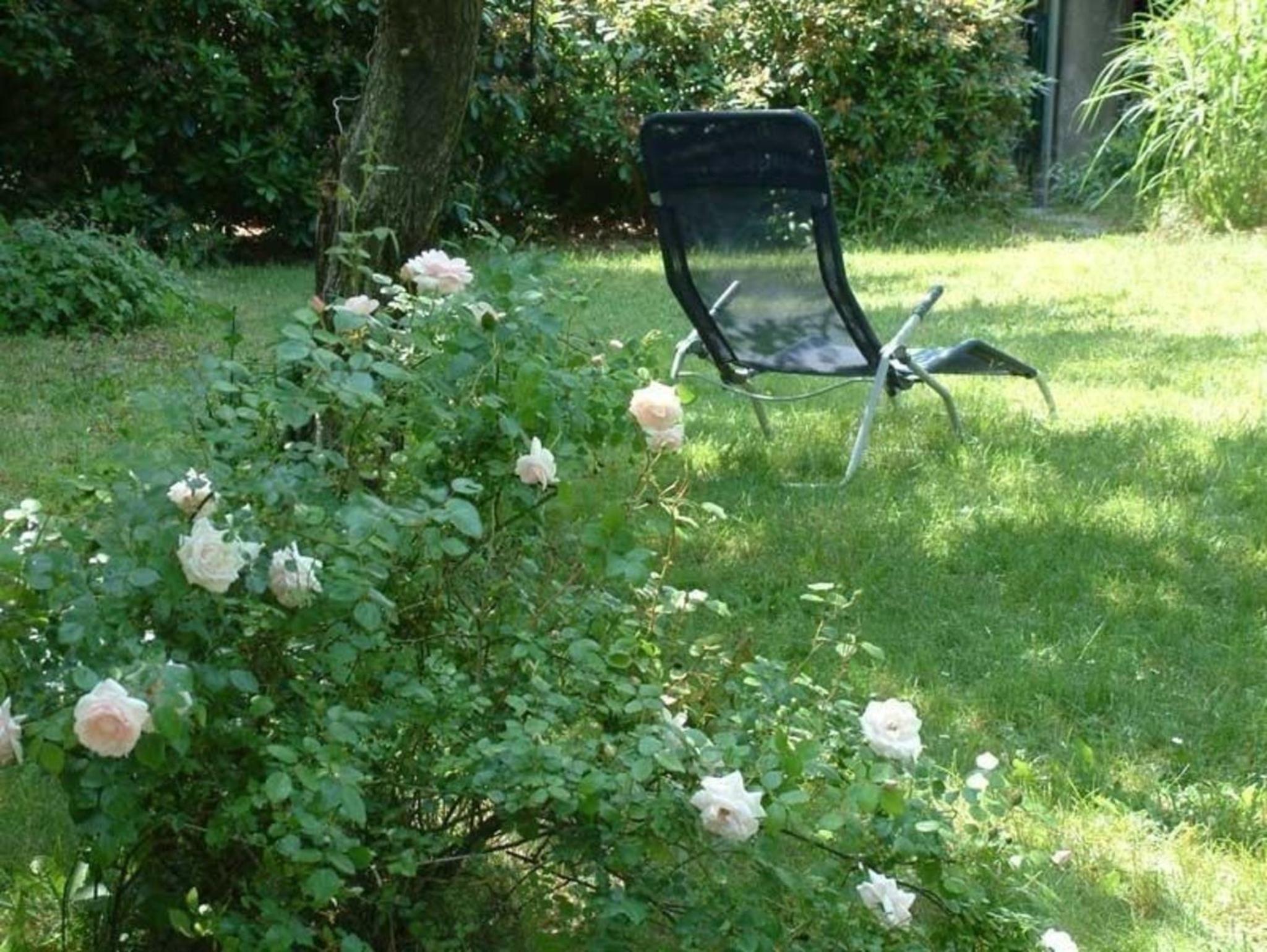 Schöne Ferienwohnung in Ebersdorf mit Grill und Garten