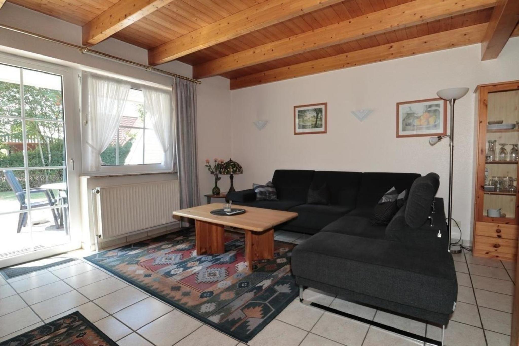 Strandnahes Ferienhaus Fischotter mit Garten