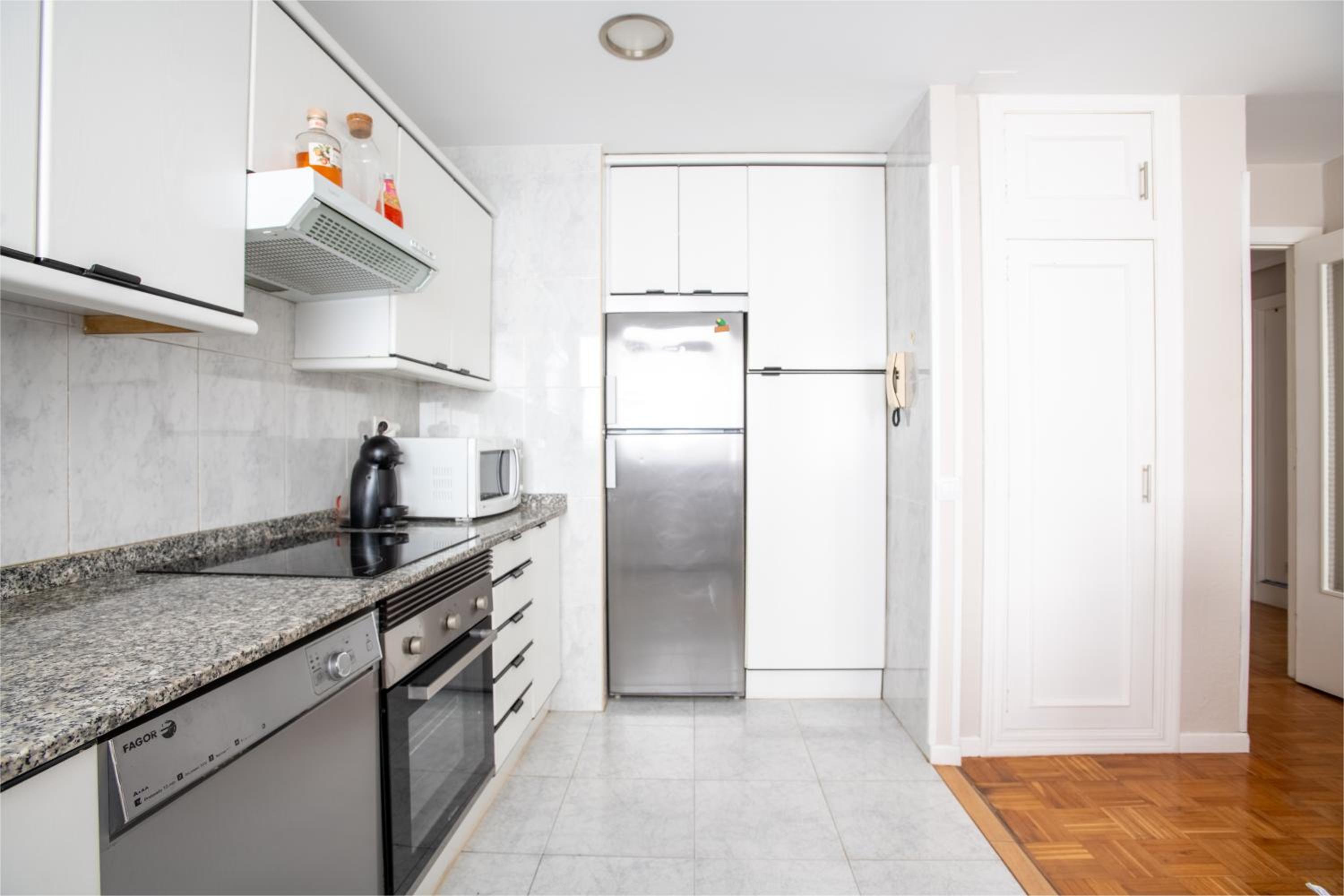 Apartamento El Parque Playa-Wifi y Parking Gratis