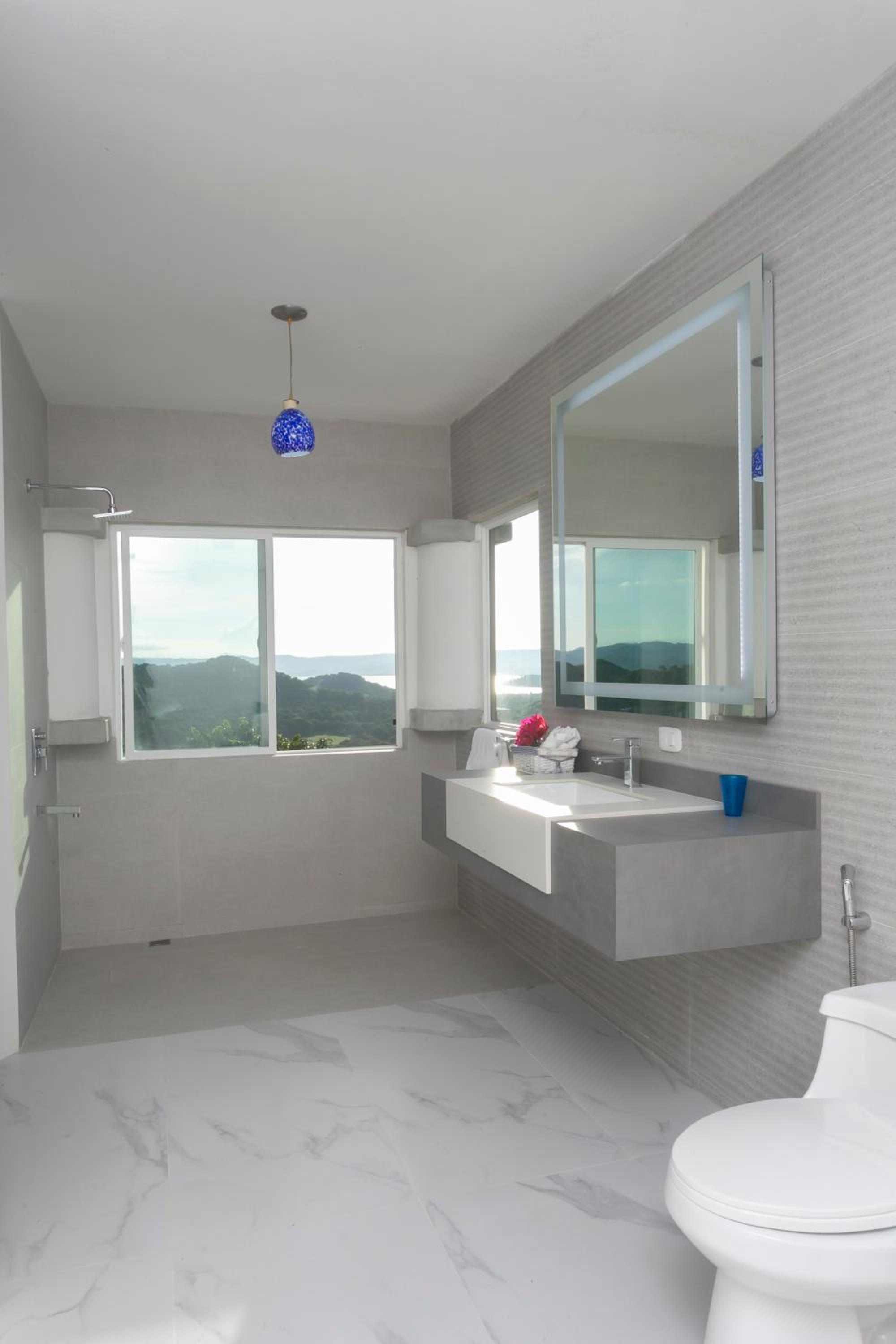 Oceanview Paradise Home