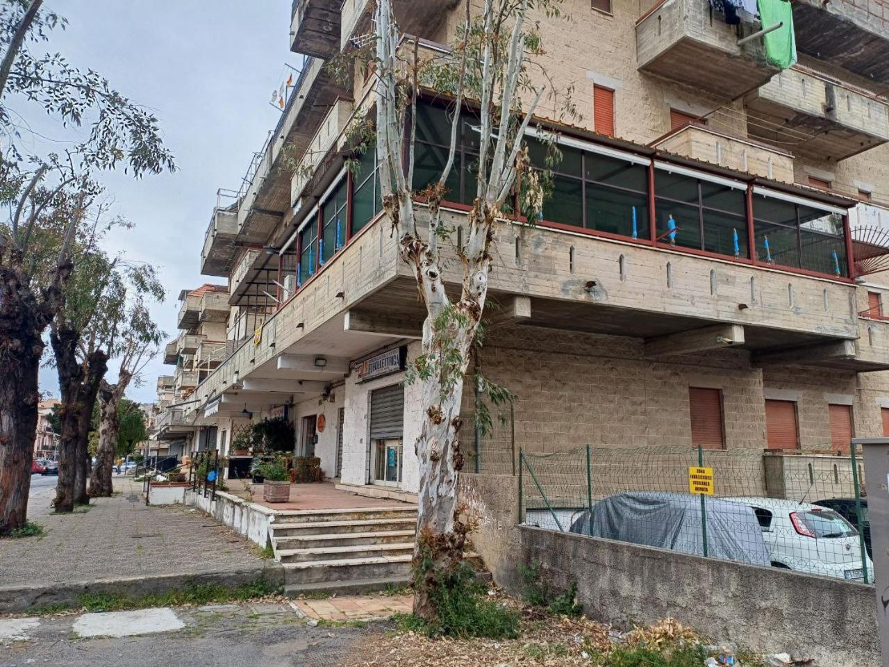 Central apartment in Scalea Italy by the sea