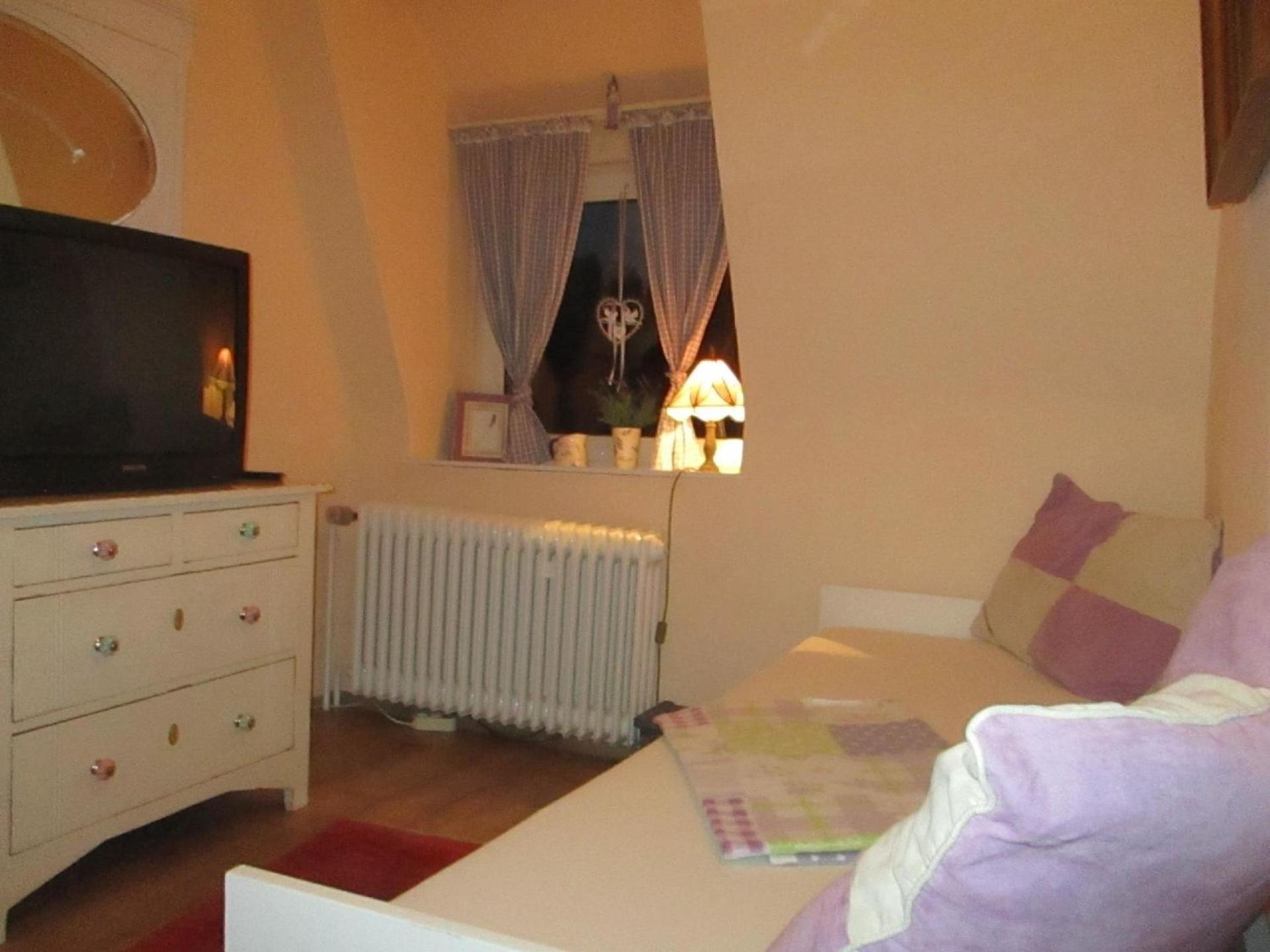 grosse, hundfreundliche Ferienwohnung in der Nähe des Flusses
