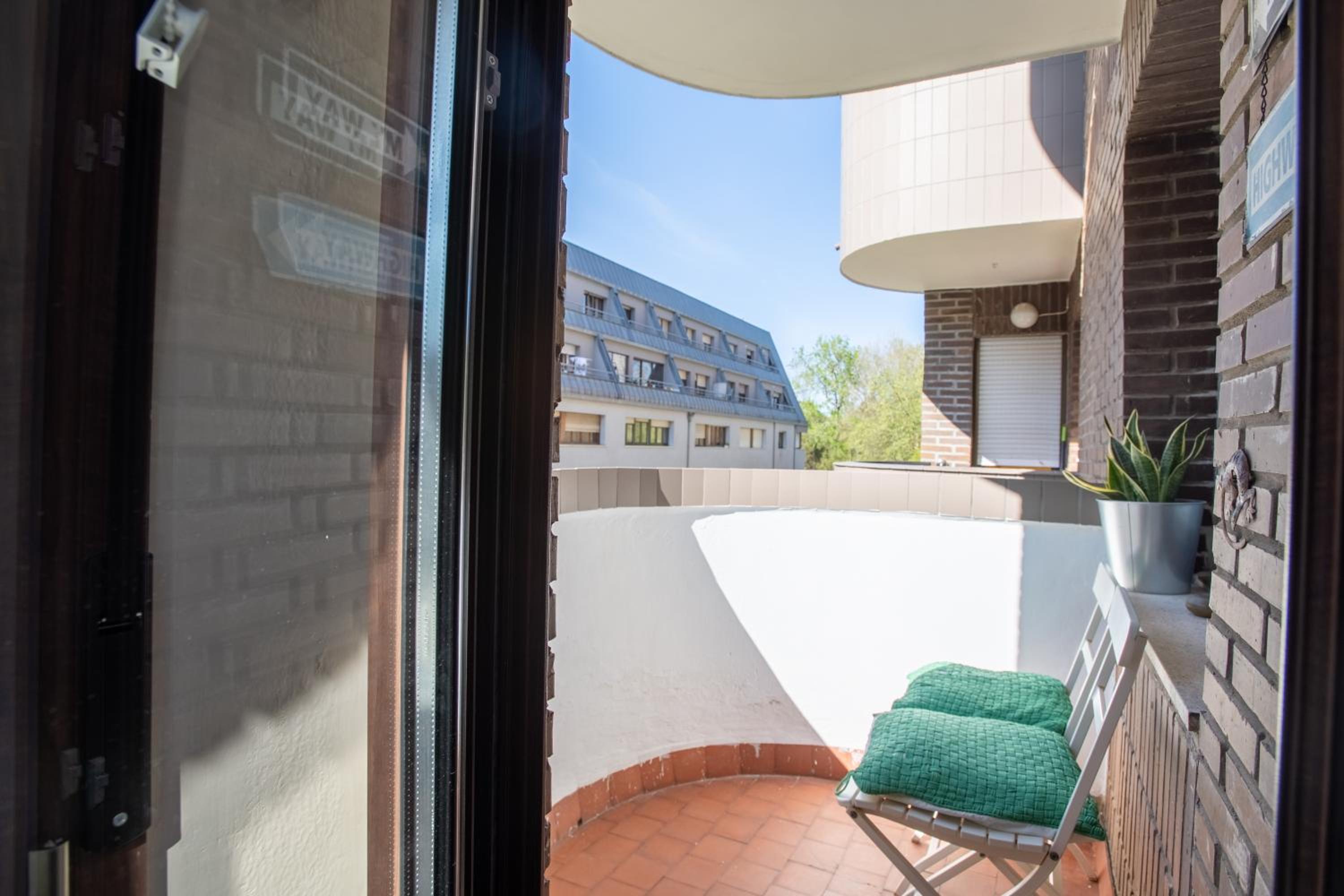 Apartamento El Parque Playa-Wifi y Parking Gratis
