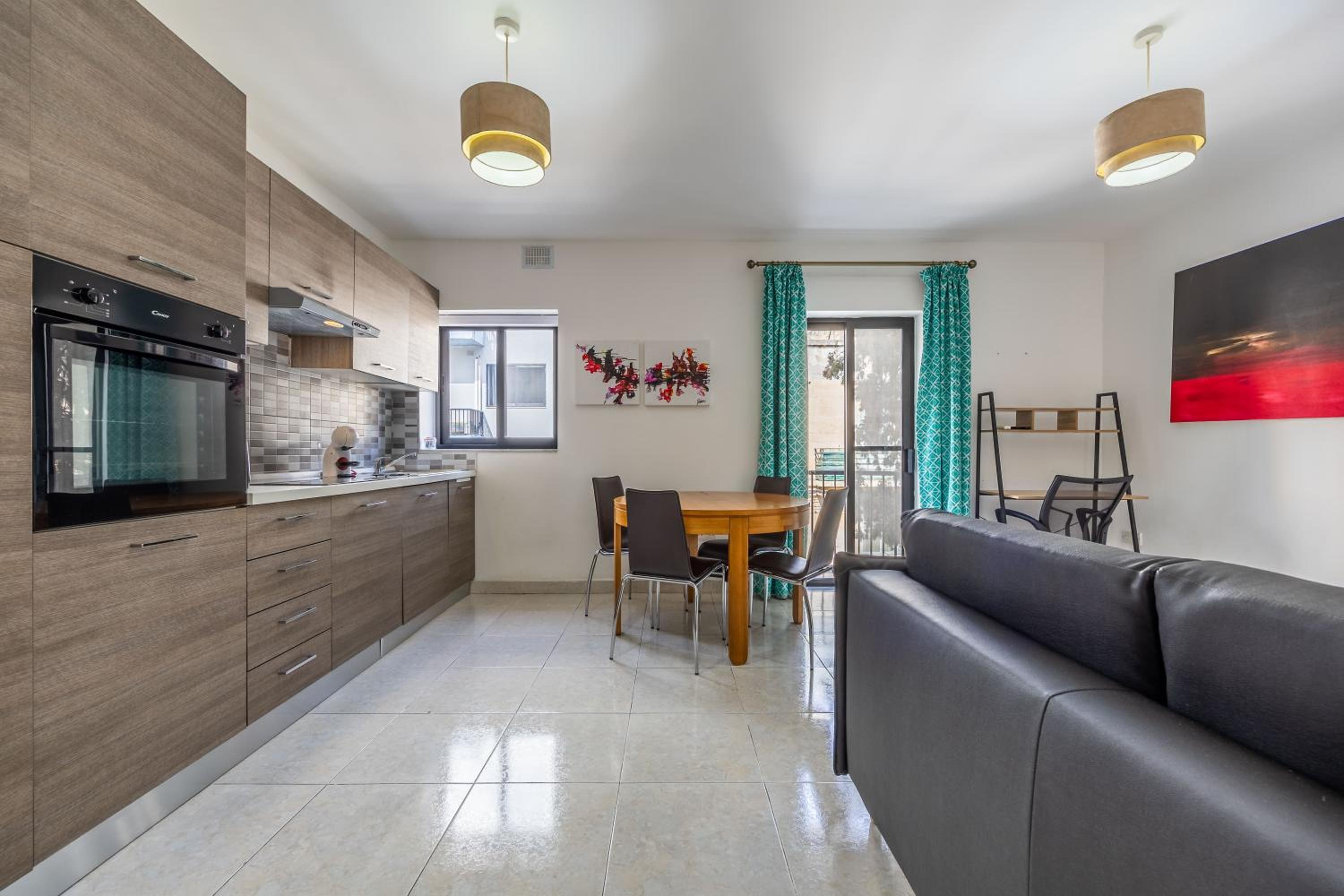 Spacious, one bedroom apartment in Paceville photo 4