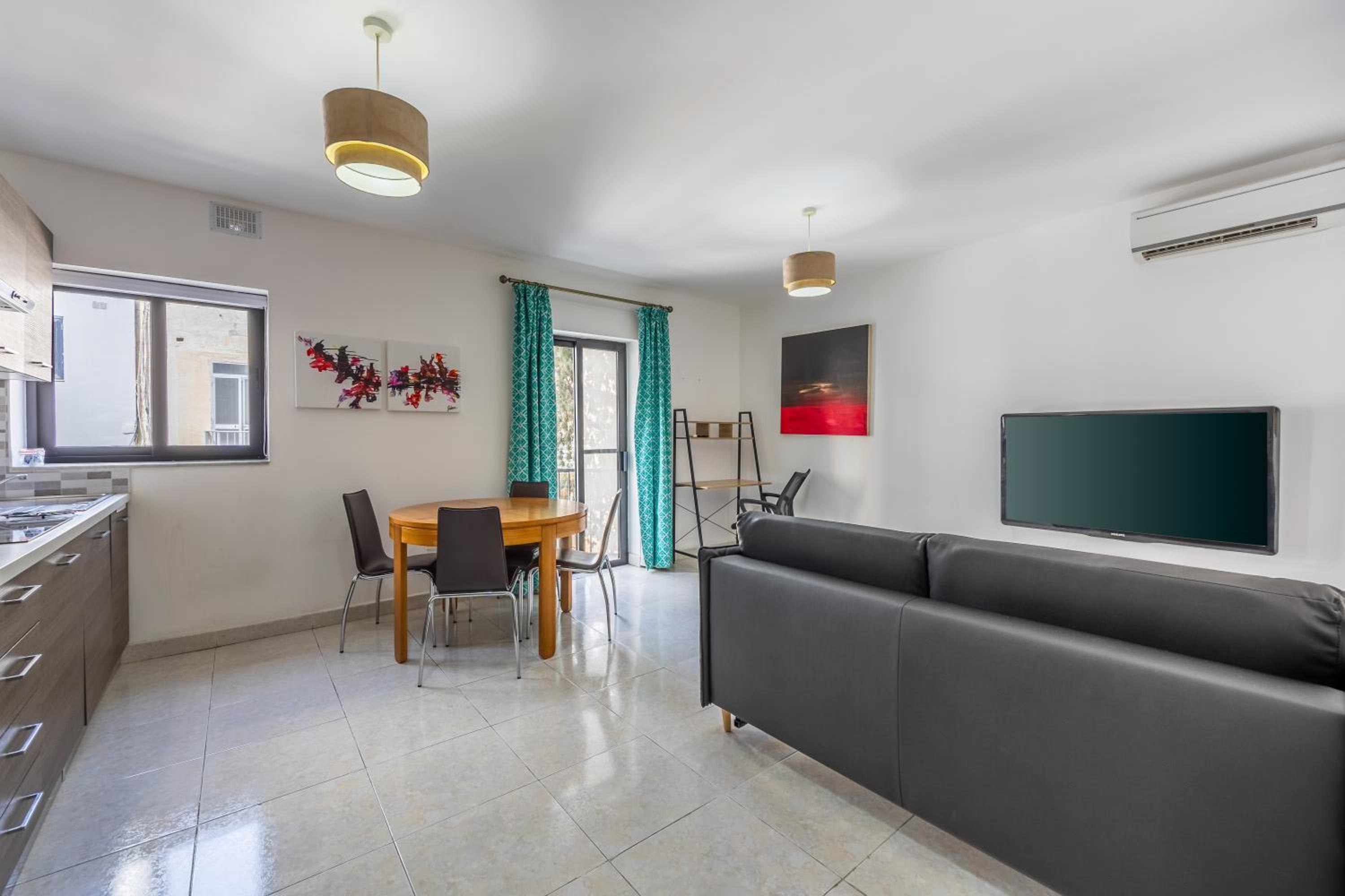 Spacious, one bedroom apartment in Paceville photo 4