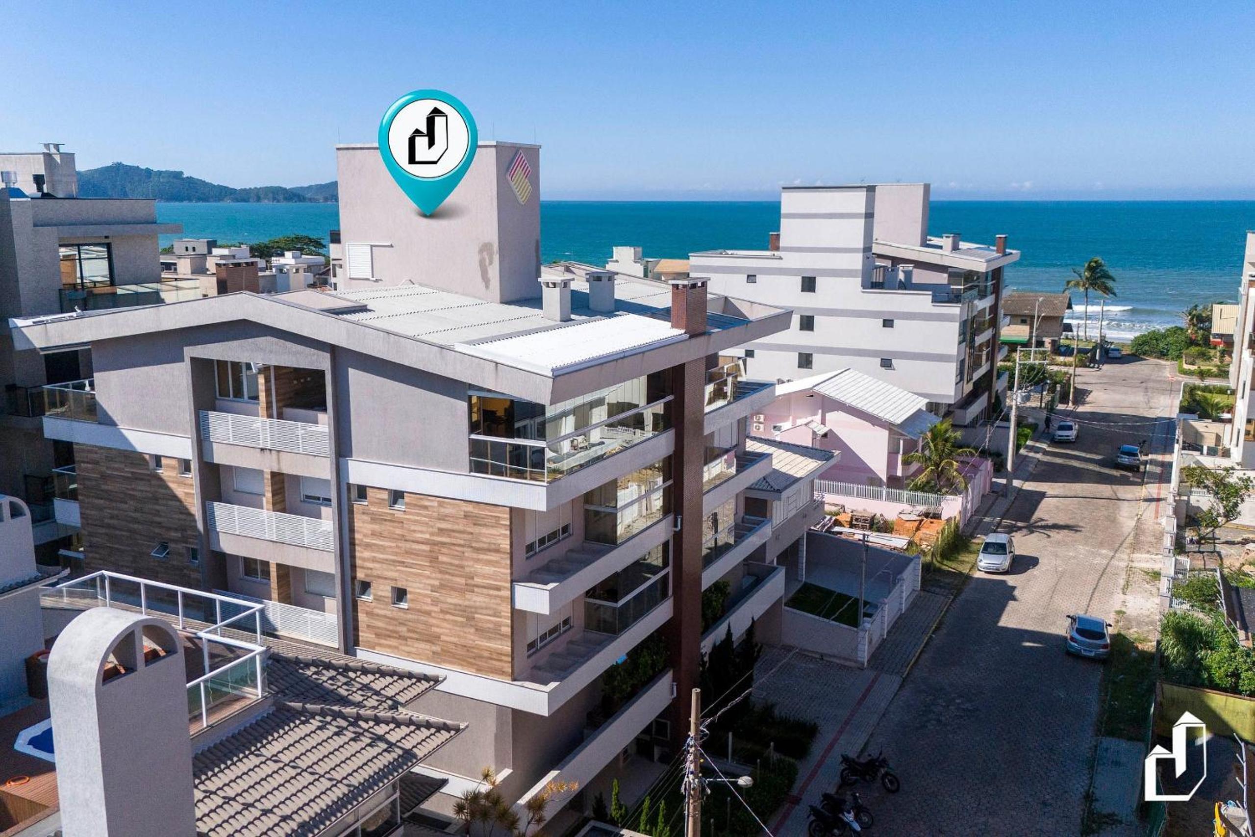 Apartamento na quadra da praia | 02 suítes view 4