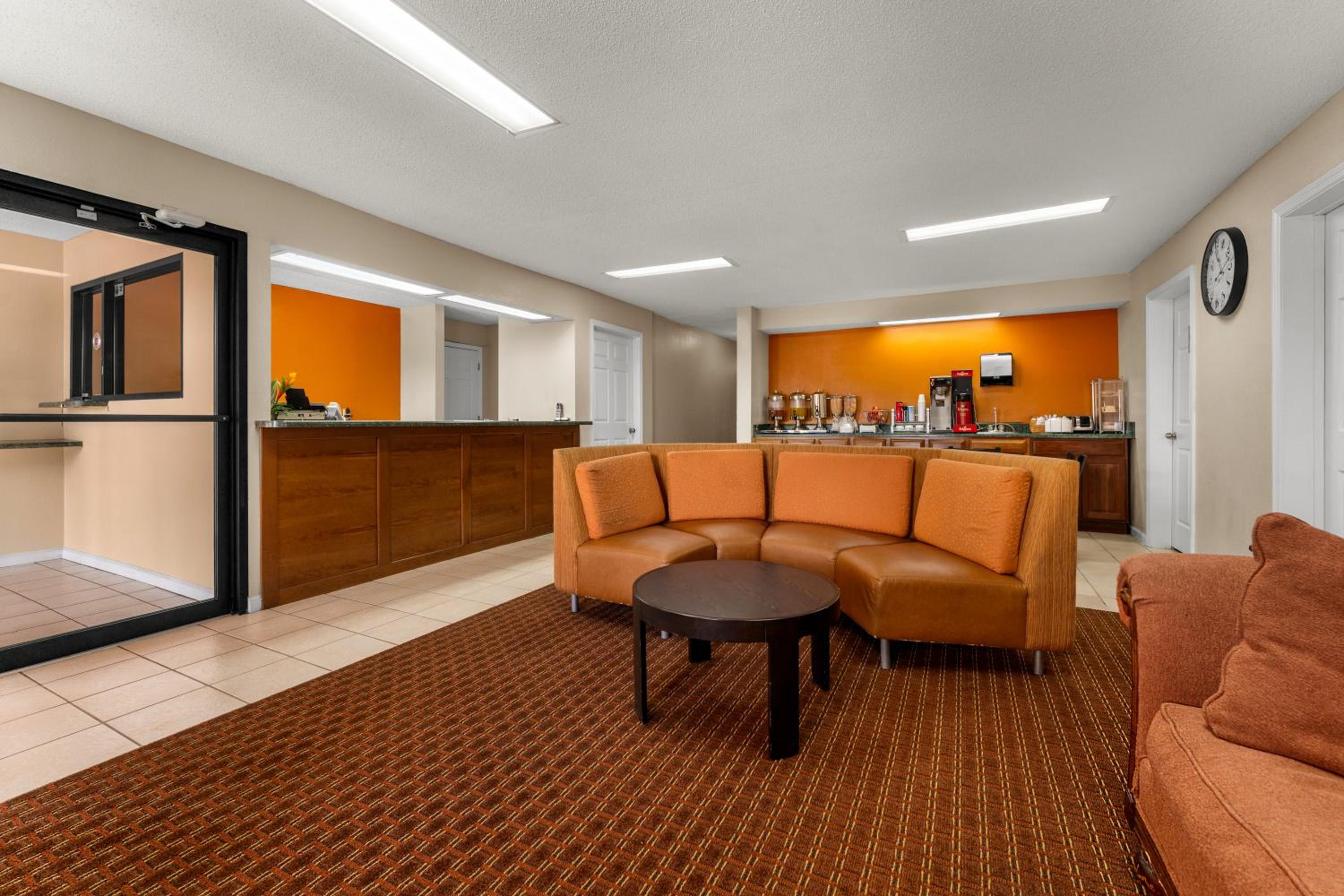 Americas Best Value Inn-Montezuma, 사진 27