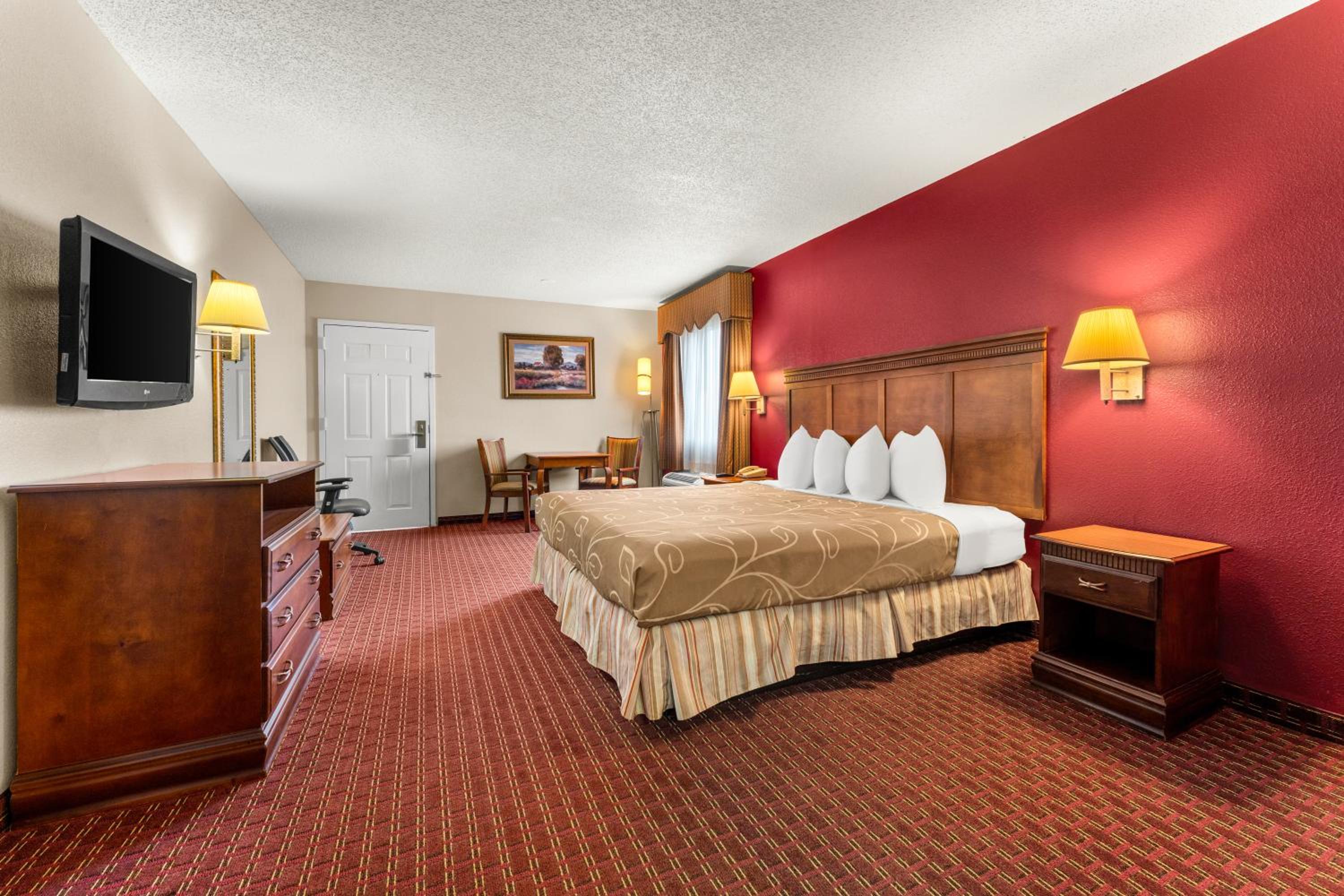 Americas Best Value Inn-Montezuma, 사진 17