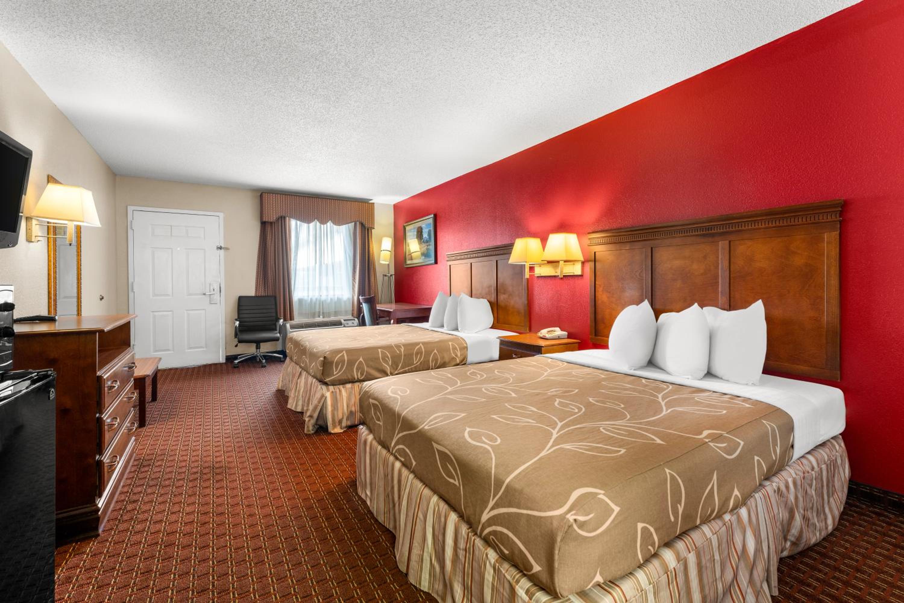 Americas Best Value Inn-Montezuma, 사진 23