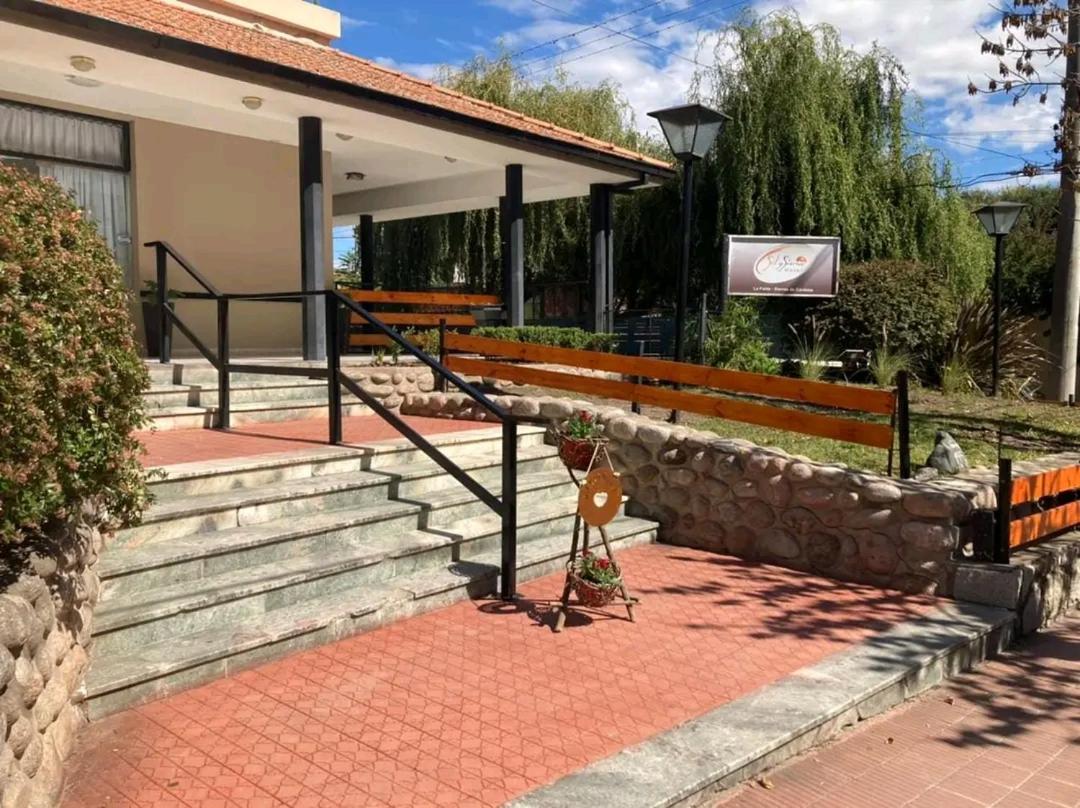 Hotel Sol y Sierras