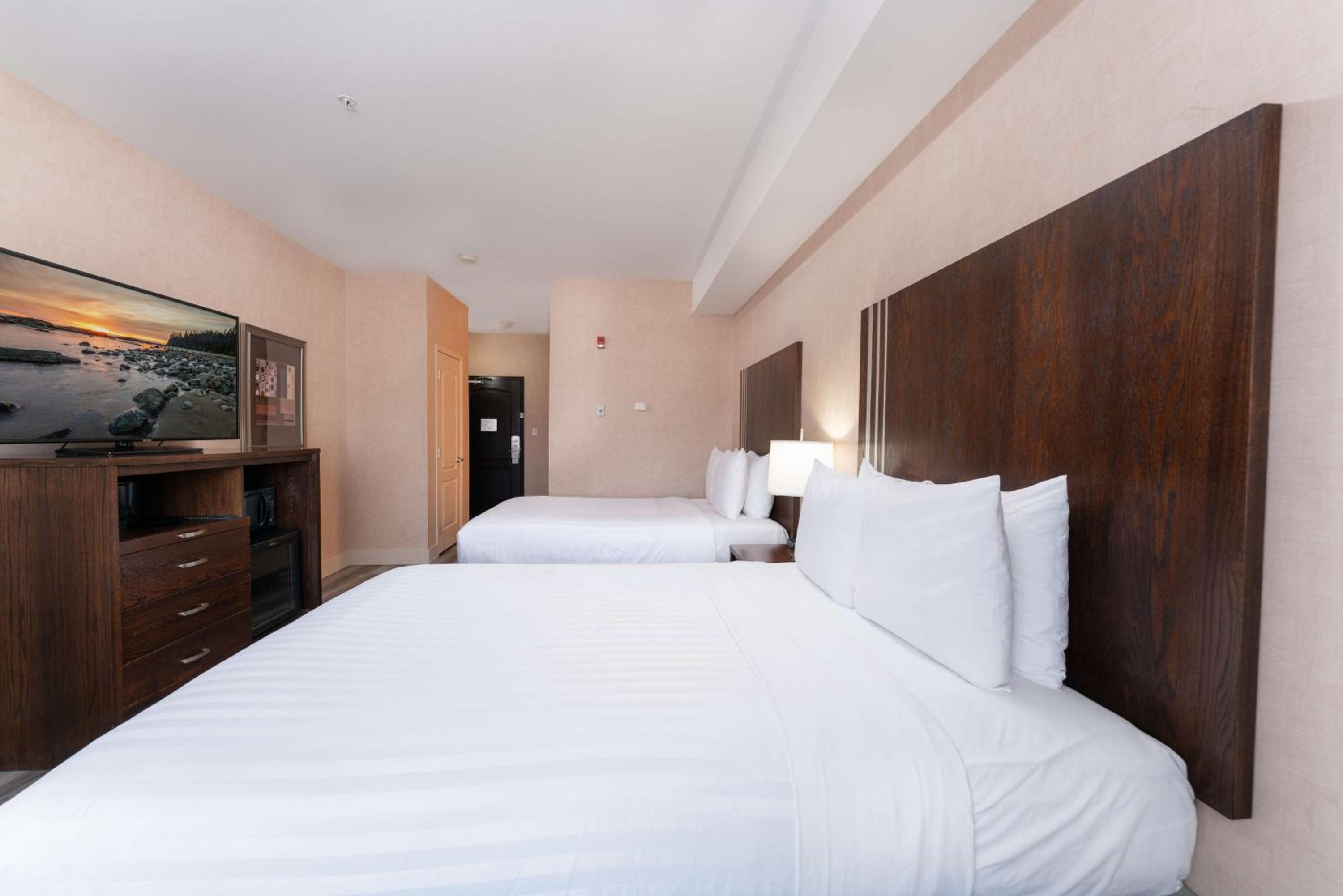 Cranbrook Vacations - Cranbrook Hotel, BW Premier Collection - Property Image 9