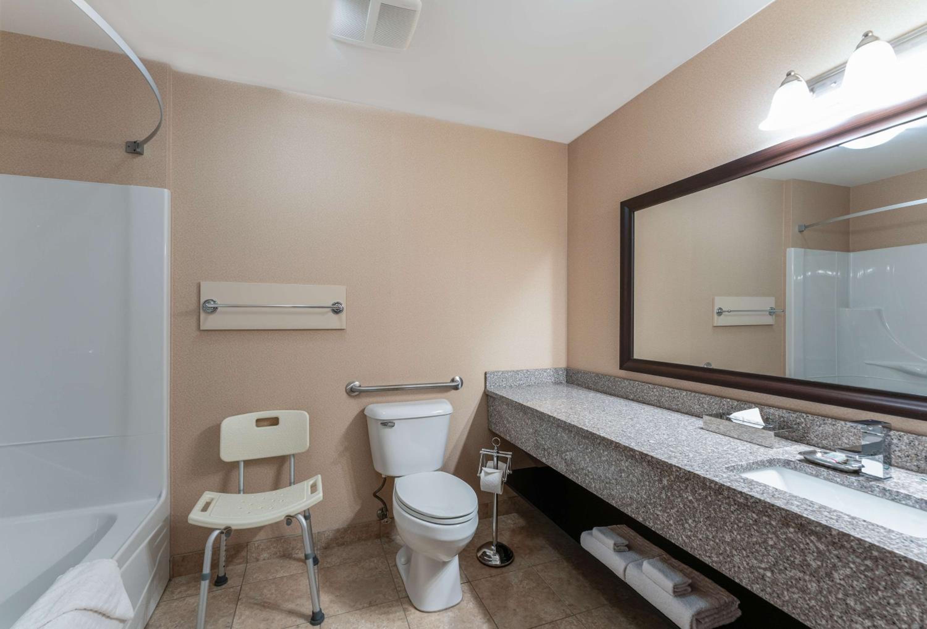 Cranbrook Vacations - Cranbrook Hotel, BW Premier Collection - Property Image 6