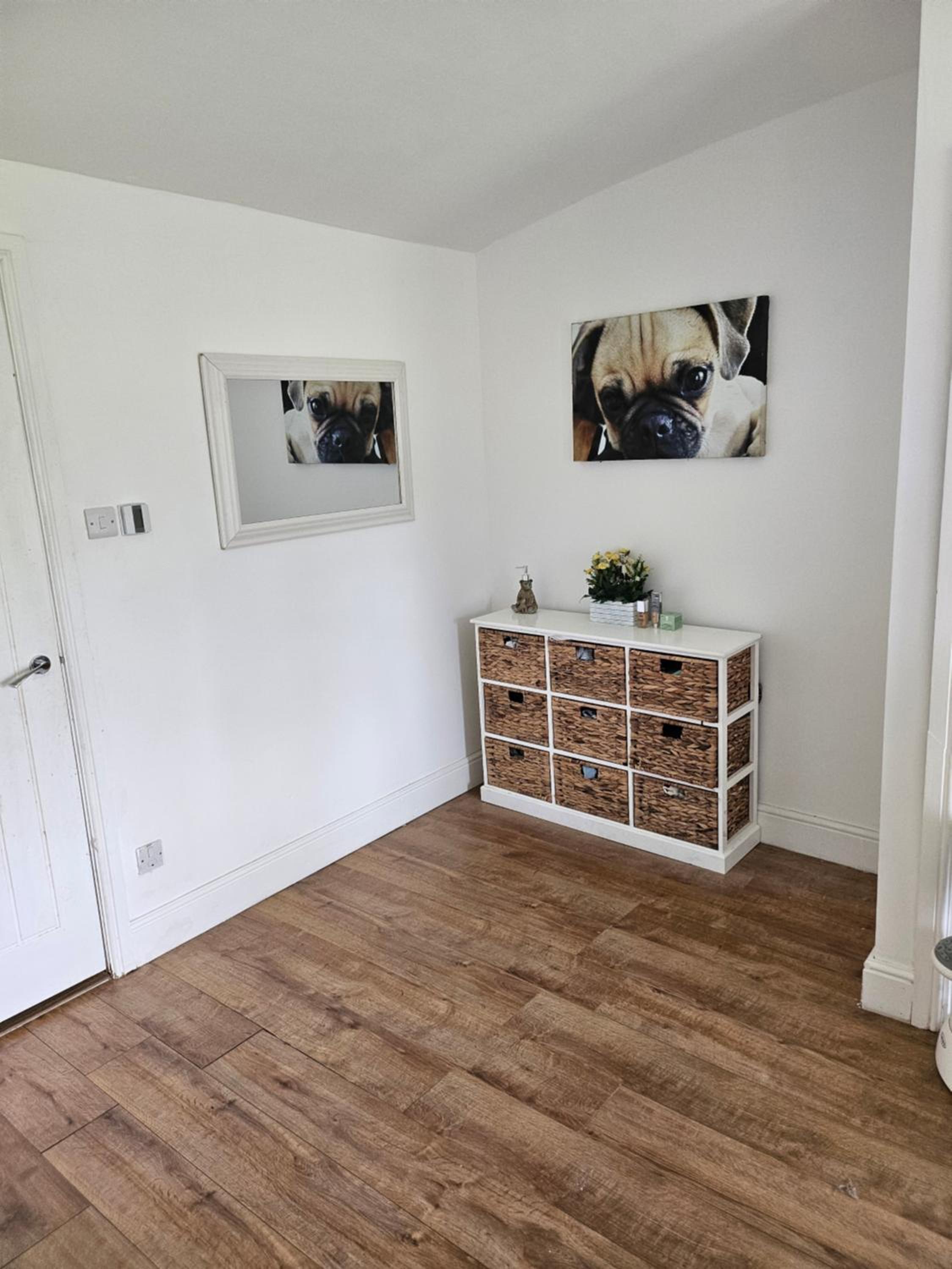 Dunmow 1-Bed Cabin Sleeps 4 10 mins to Stansted view 5
