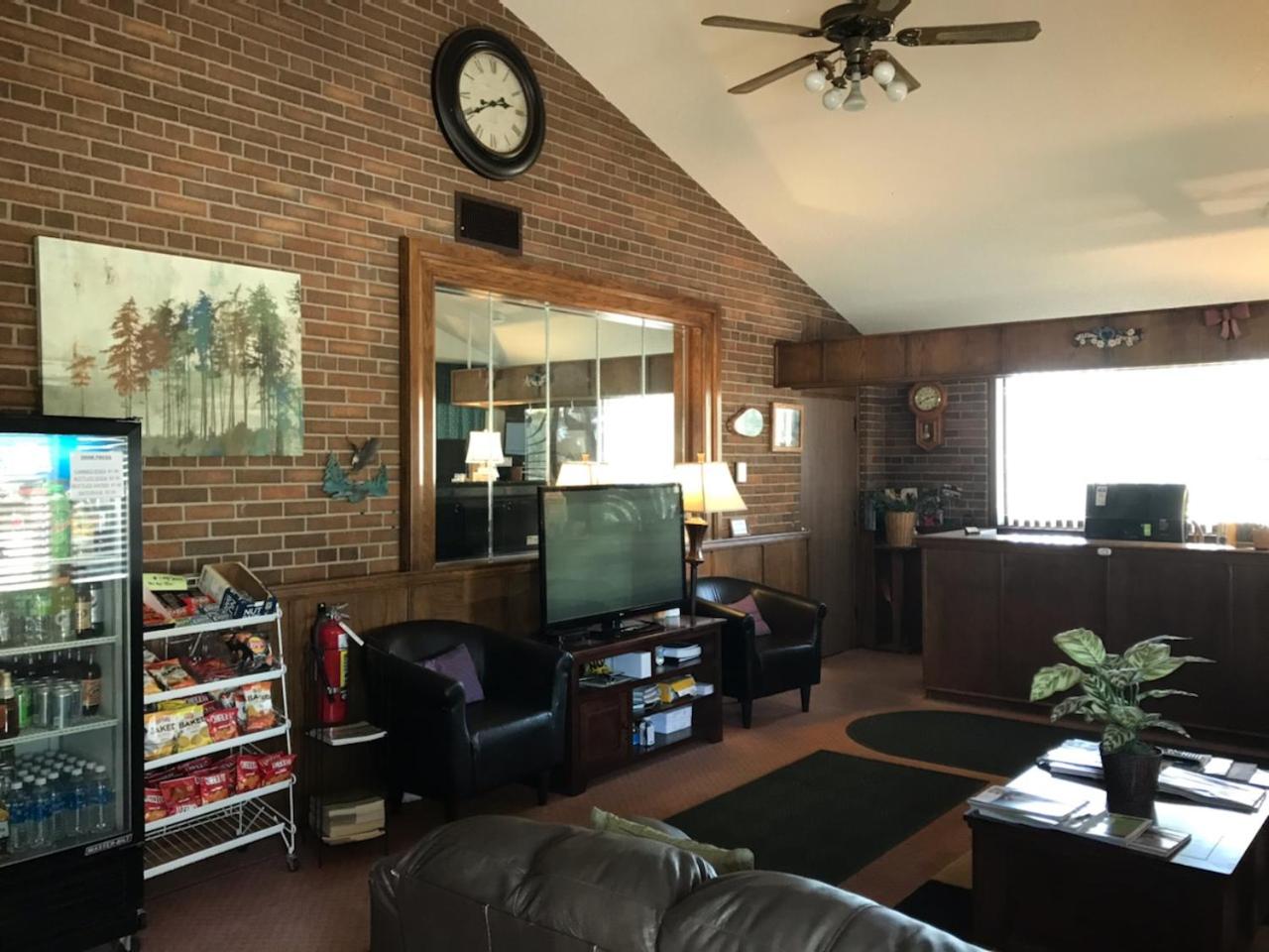 Country Lodge Inn view 2